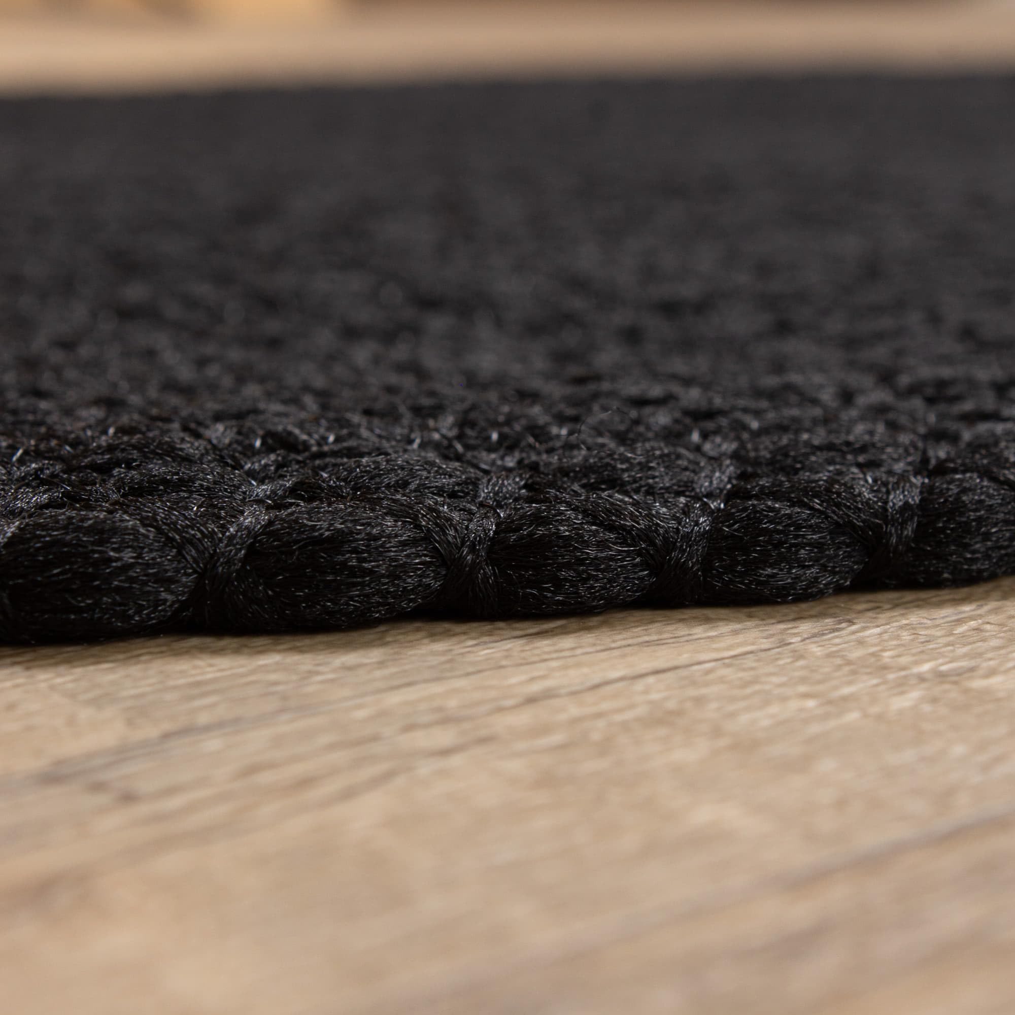 Black Braided Rug - Reversible Solid Constrution - Indoor Outdoor