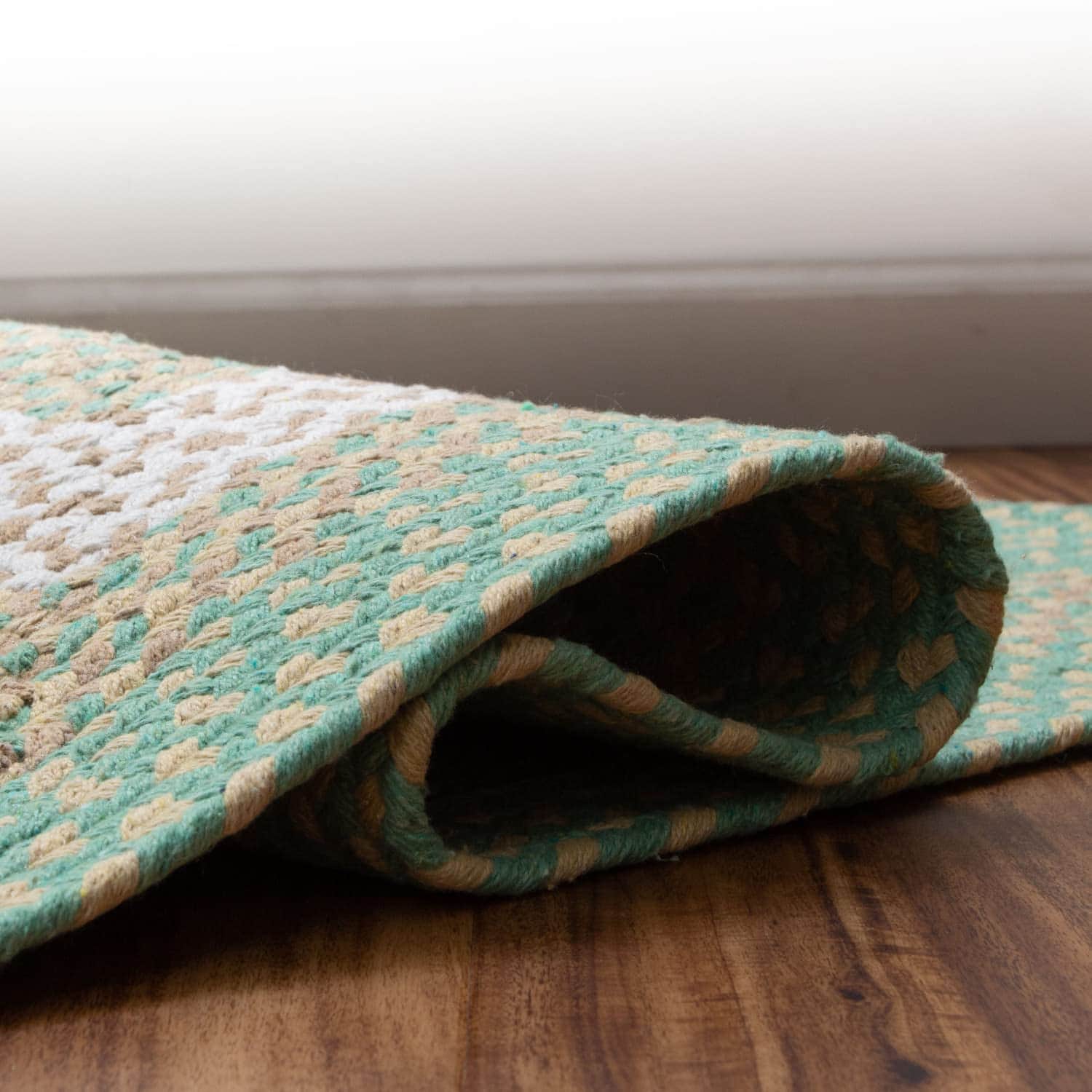 Green, Cream Braided Rug - Soft Cotton Bordered Area Rug for Rustic Farmhouses