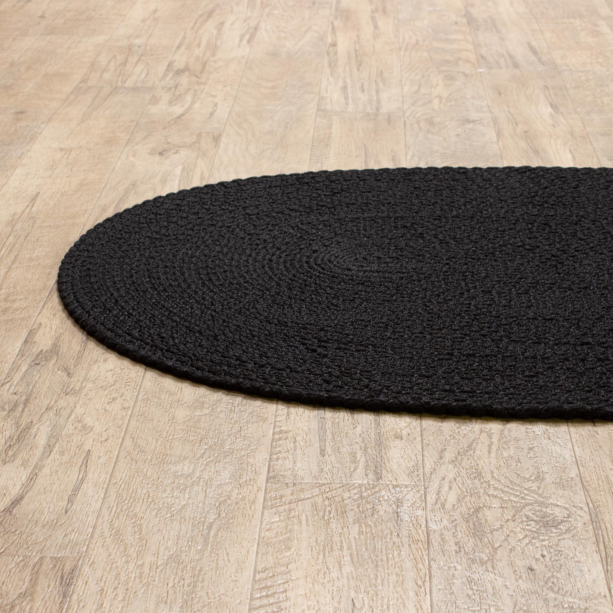 Black Braided Rug - Reversible Solid Constrution - Indoor Outdoor