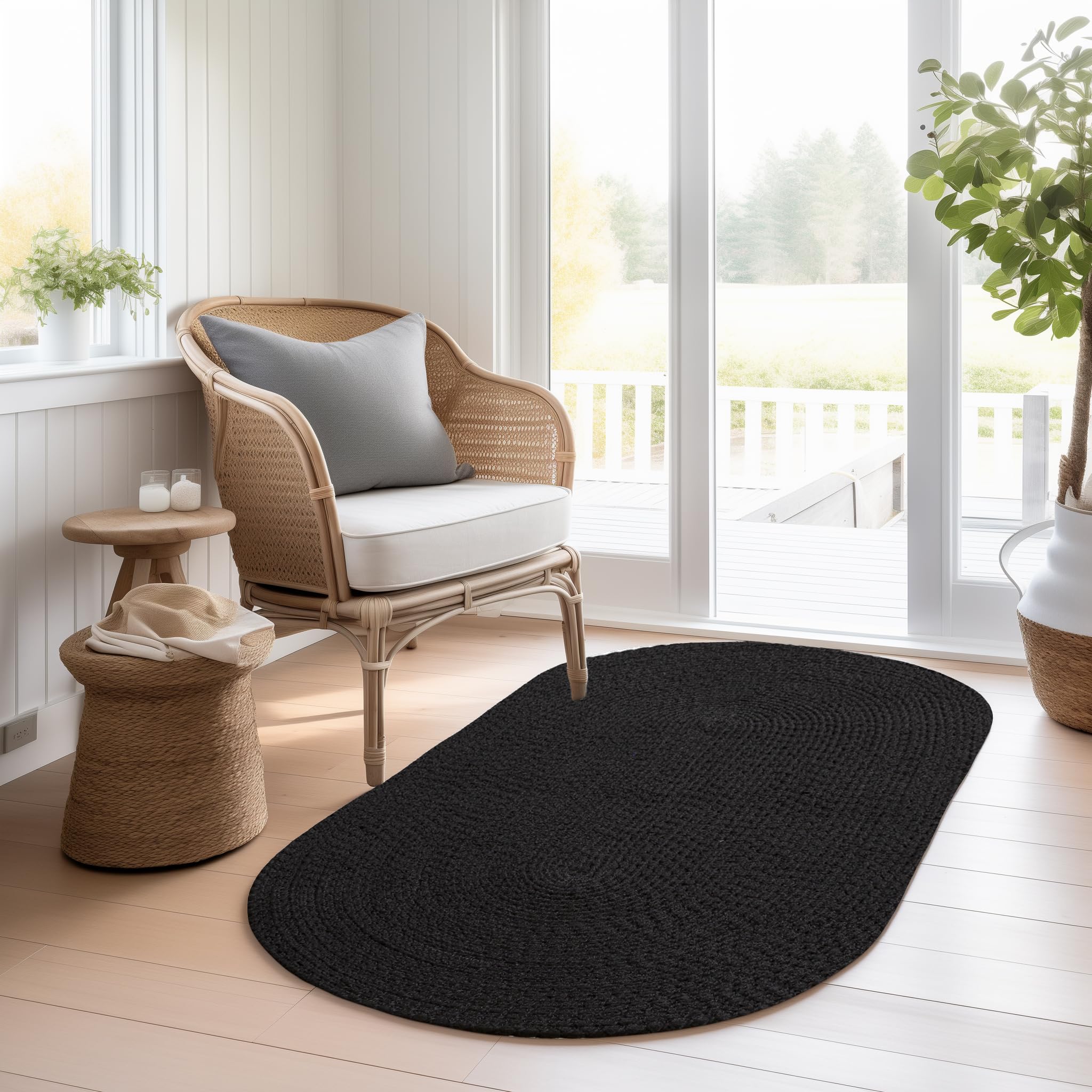 Black Braided Rug - Reversible Solid Constrution - Indoor Outdoor