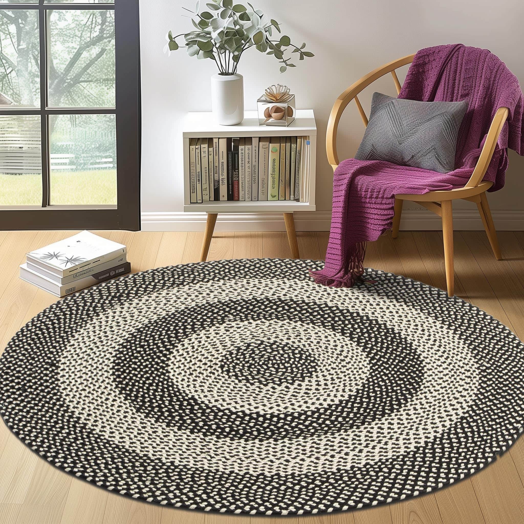 Black, White Indoor Outdoor Braided Rug for Patios, Porches and Kitchens - Bradford Collection
