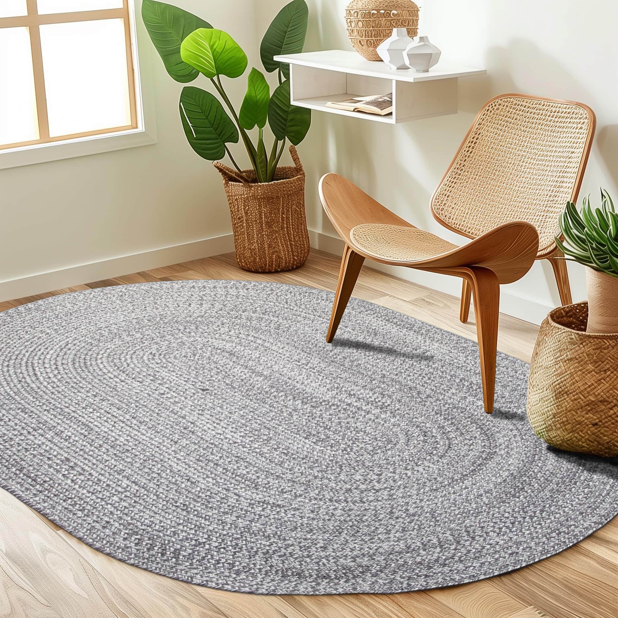 Charcoal, Gray, Light Gray, White Indoour Outdoor Braided Kitchen Rug