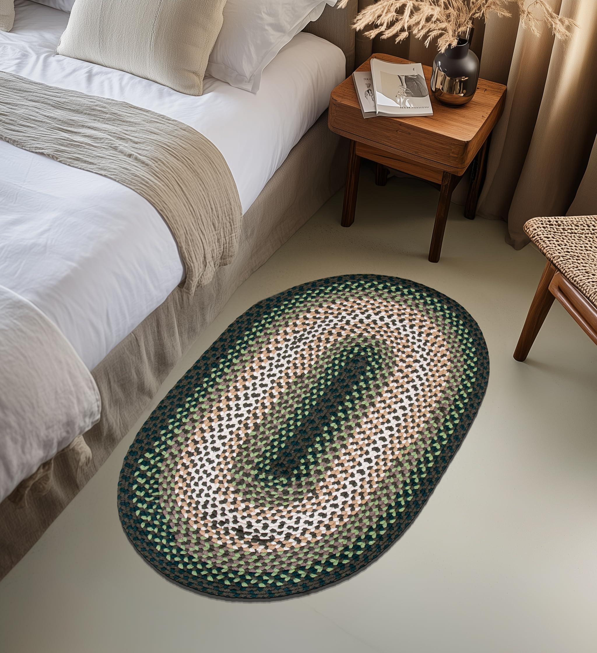 Green Charming Braided Rug for Farmhouse Living Rooms and Bedroom