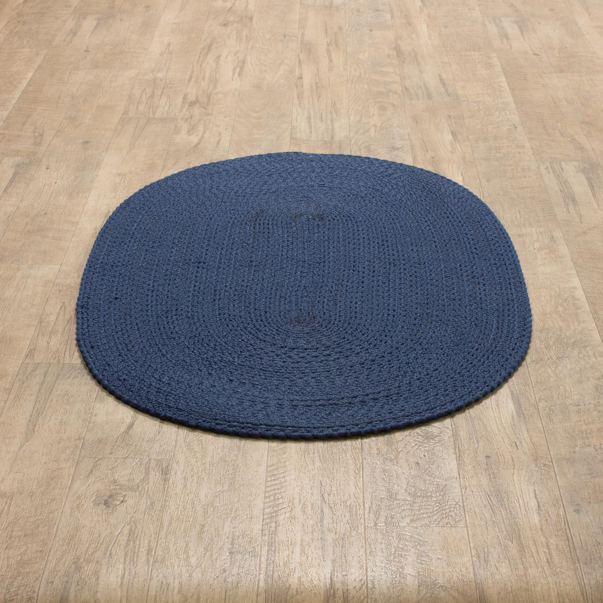 Navy Braided Rug - Reversible Solid Constrution - Indoor Outdoor