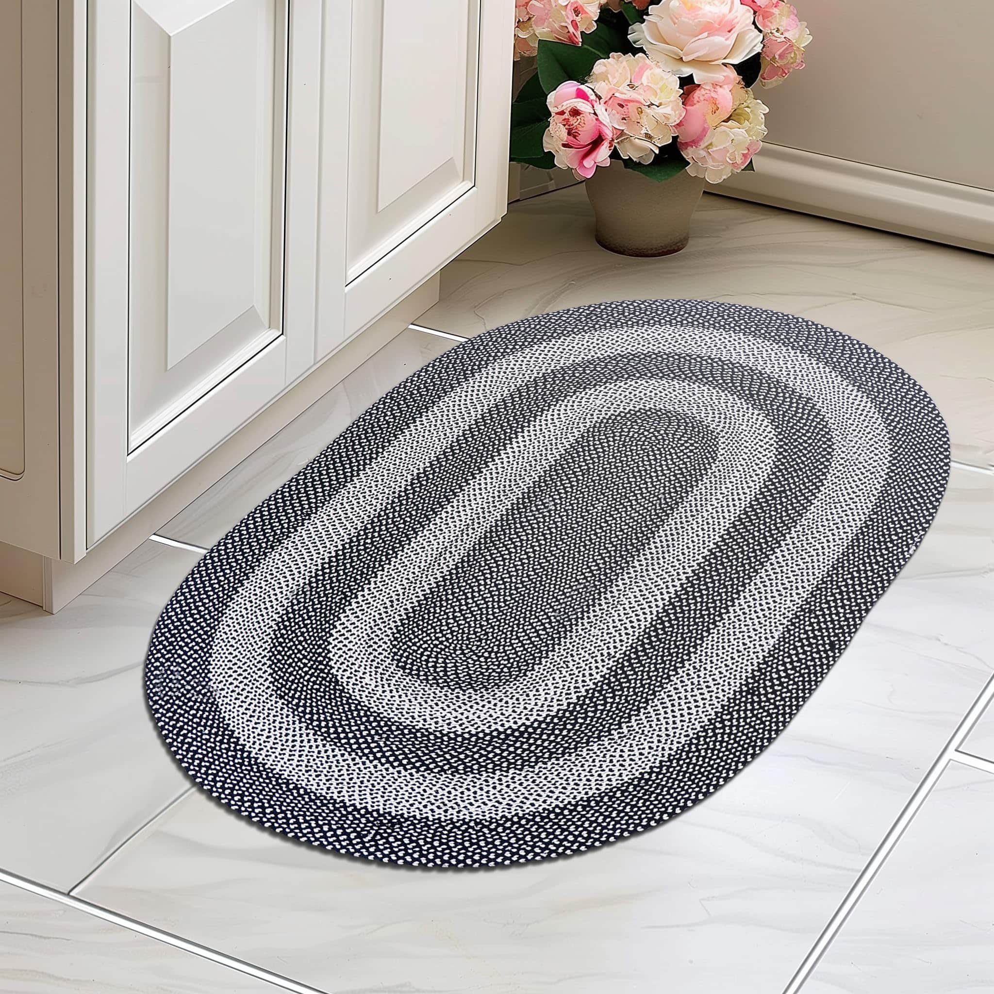 Black, White Indoor Outdoor Braided Rug for Patios, Porches and Kitchens - Bradford Collection