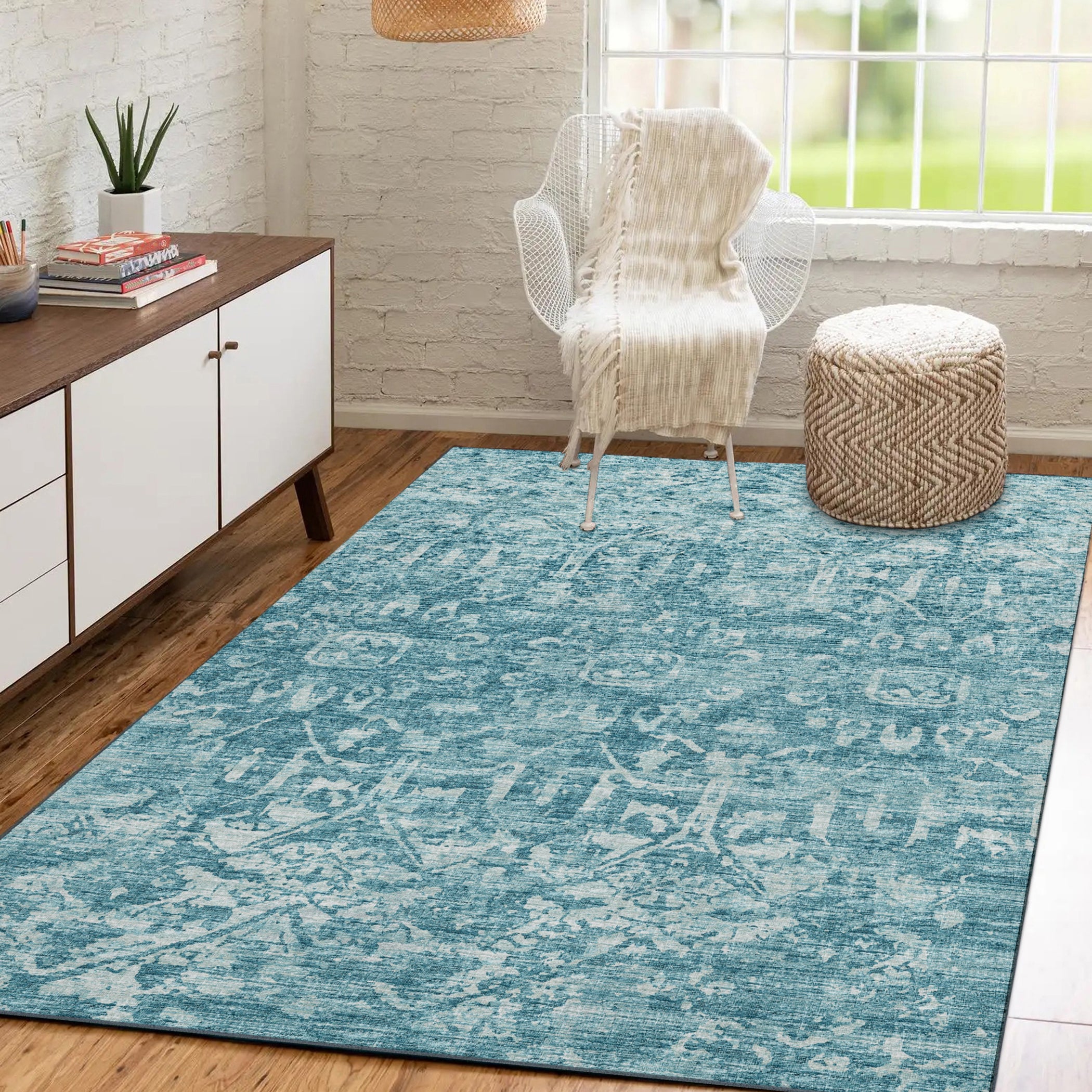 Luxury Machine Washable Indoor/Outdoor Traditional AB1 Seaside Blue Rug 3' x 5' #shape_Rectangle