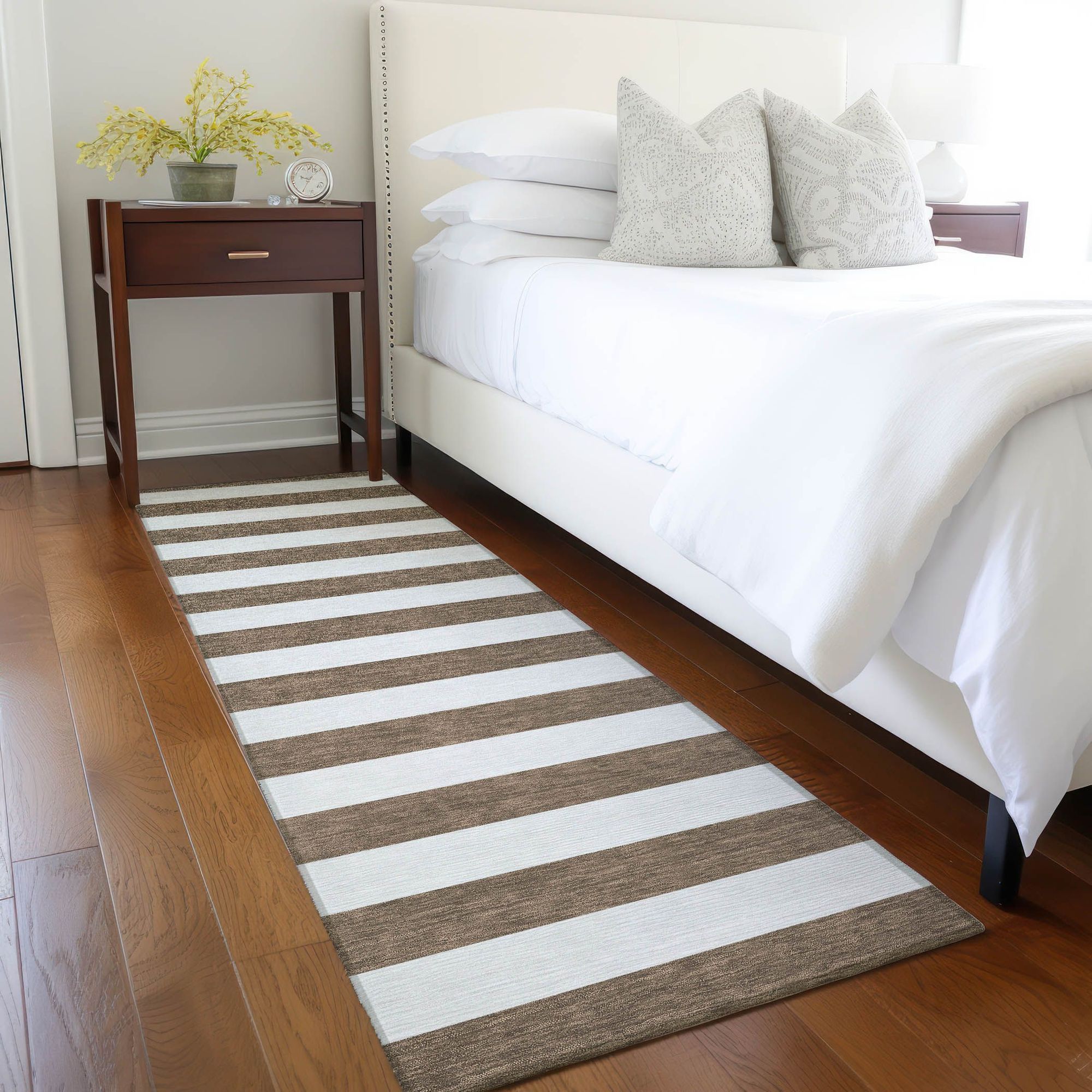 Machine Made ACN528 Chocolate Brown Rugs