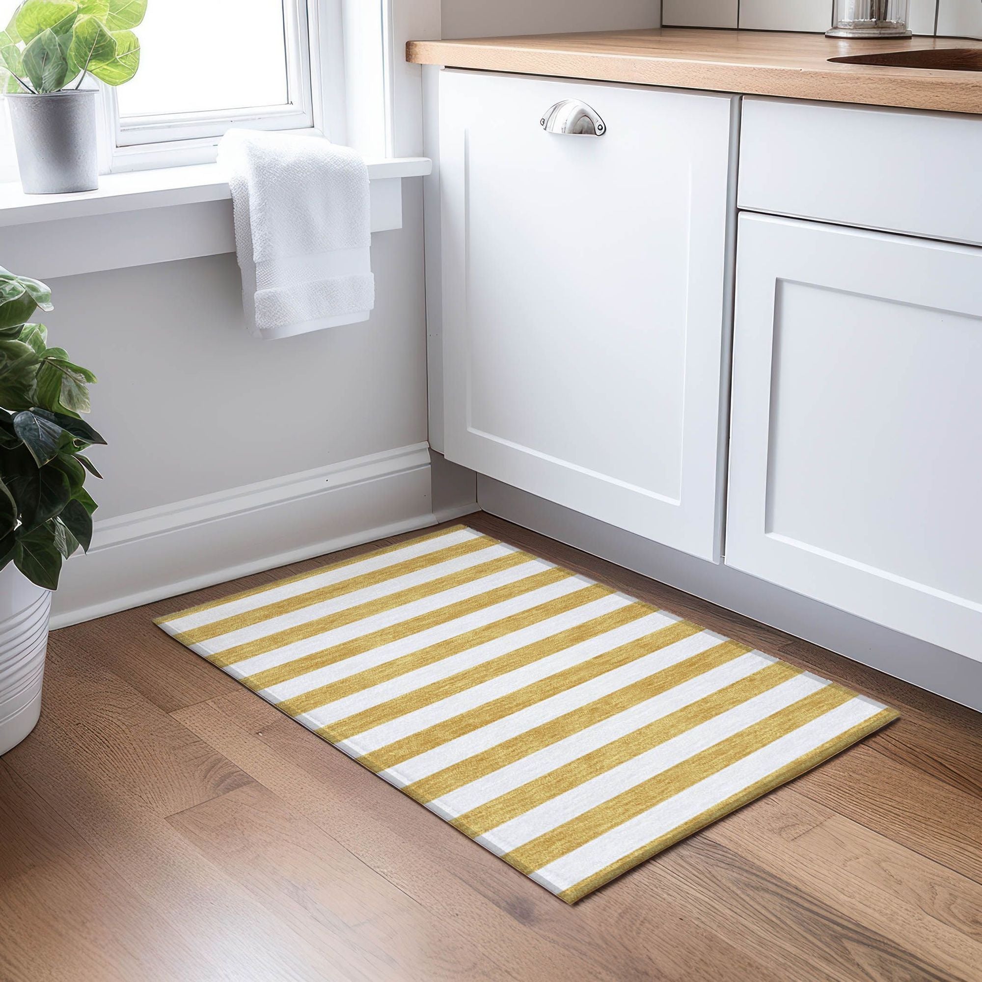 Machine Made ACN528 Gold Rugs