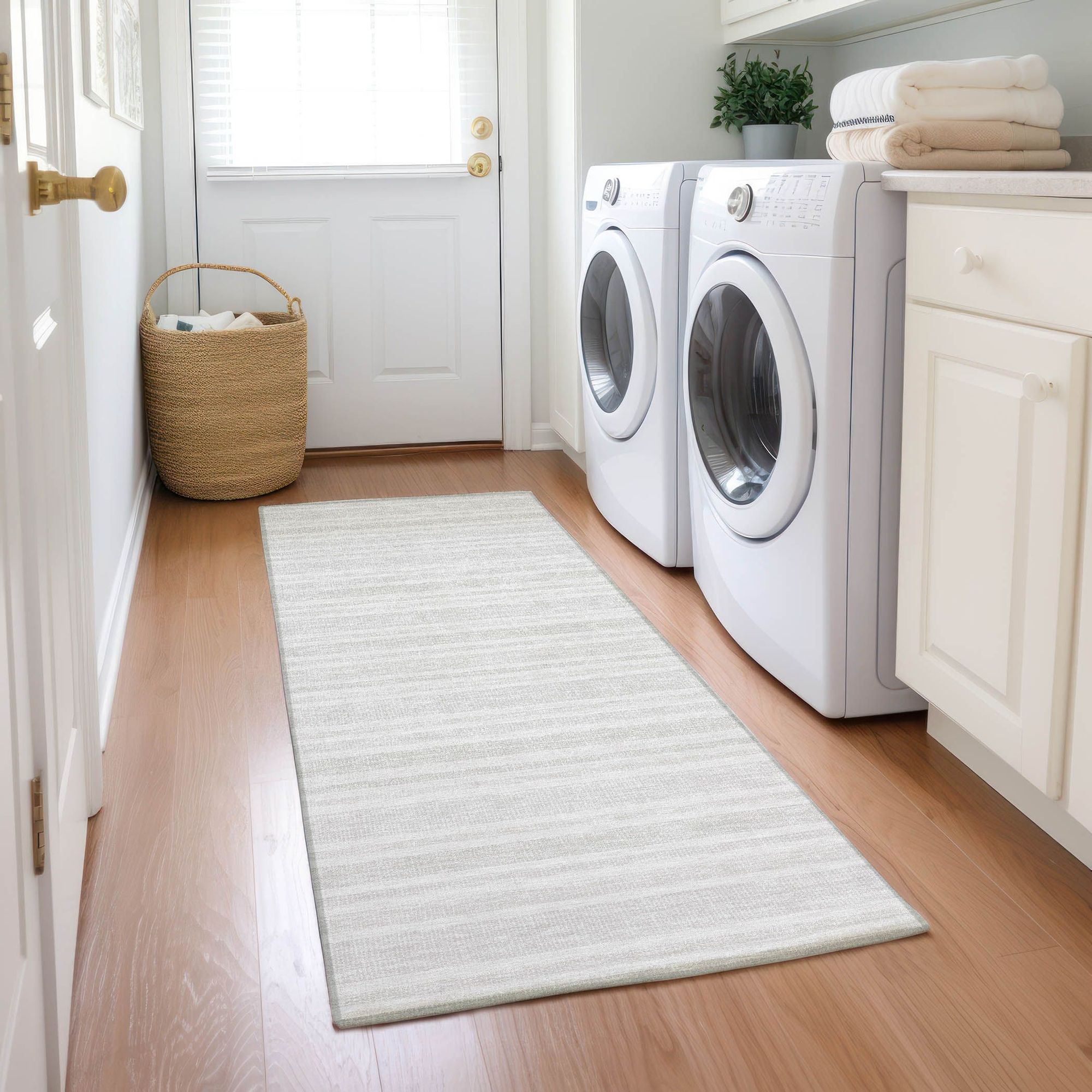 Machine Made ACN531 Ivory Rugs