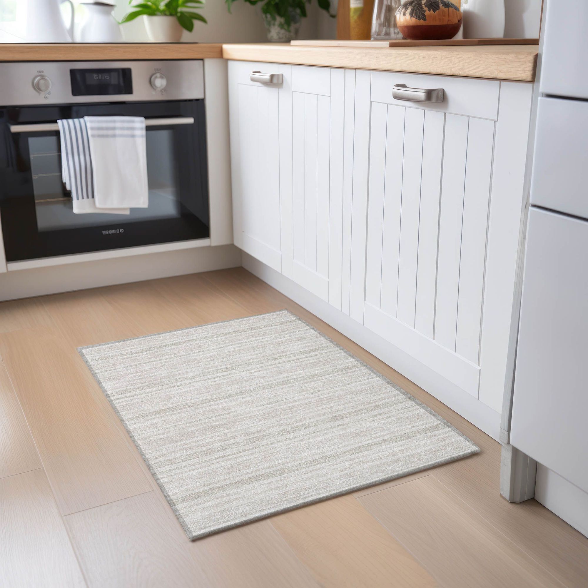 Machine Made ACN531 Ivory Rugs