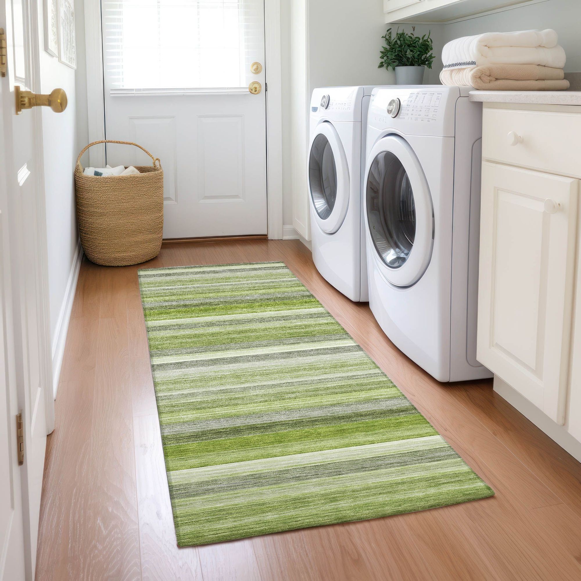Machine Made ACN535 Fern Green Rugs