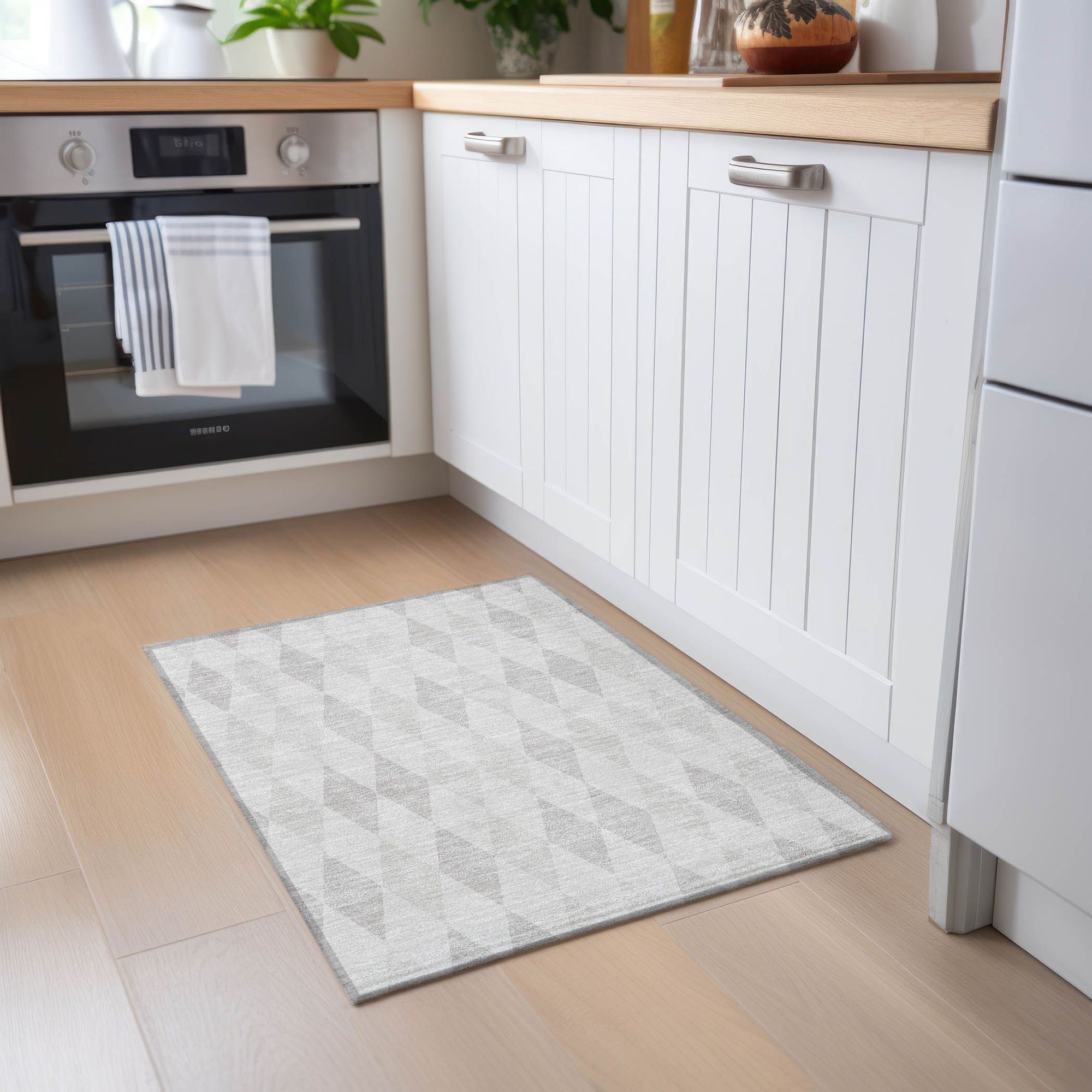 Machine Made ACN561 Ivory Rugs