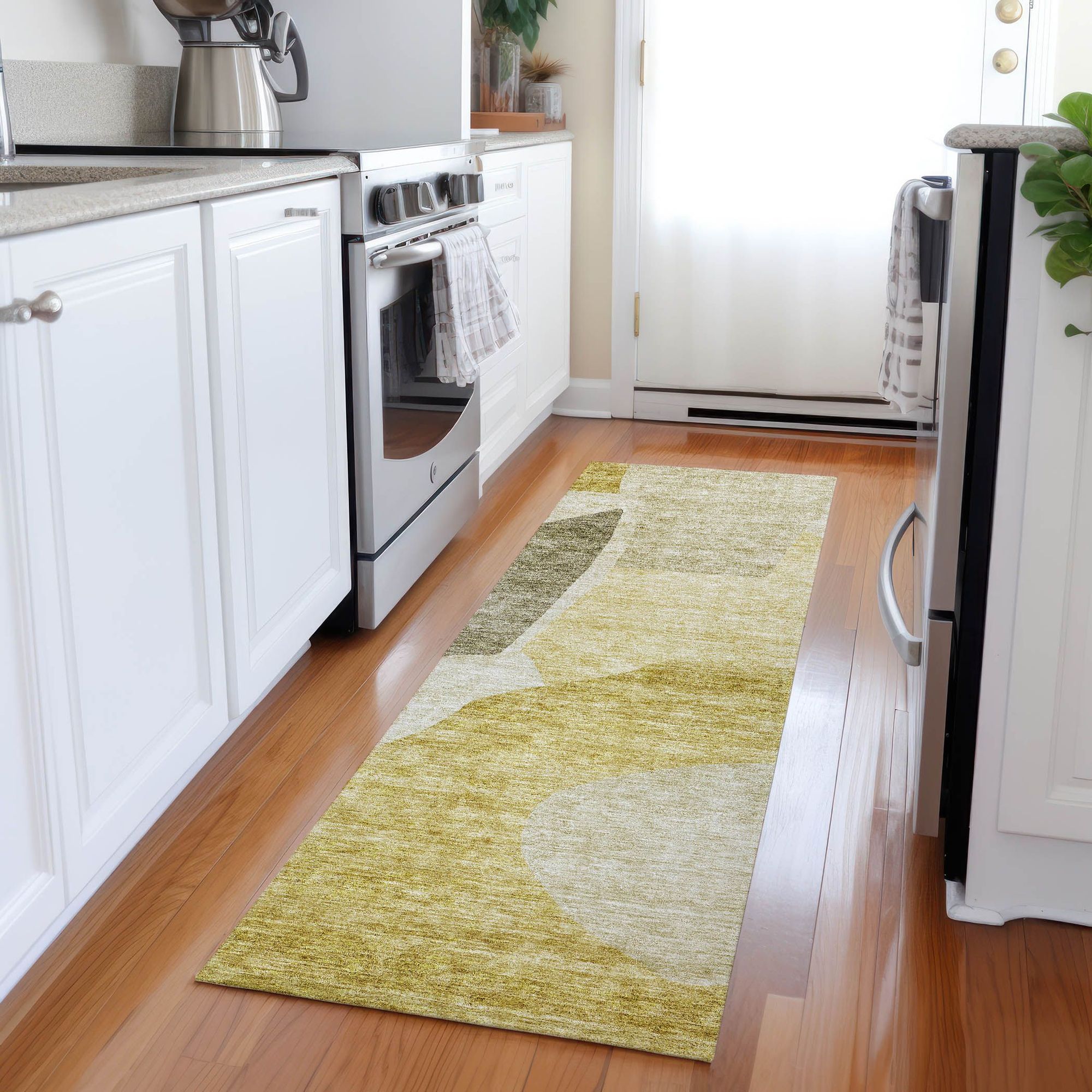 Machine Washable Gold Rug - Indoor / Outdoor - Kids / Pet Friendly Abstract Print Rug