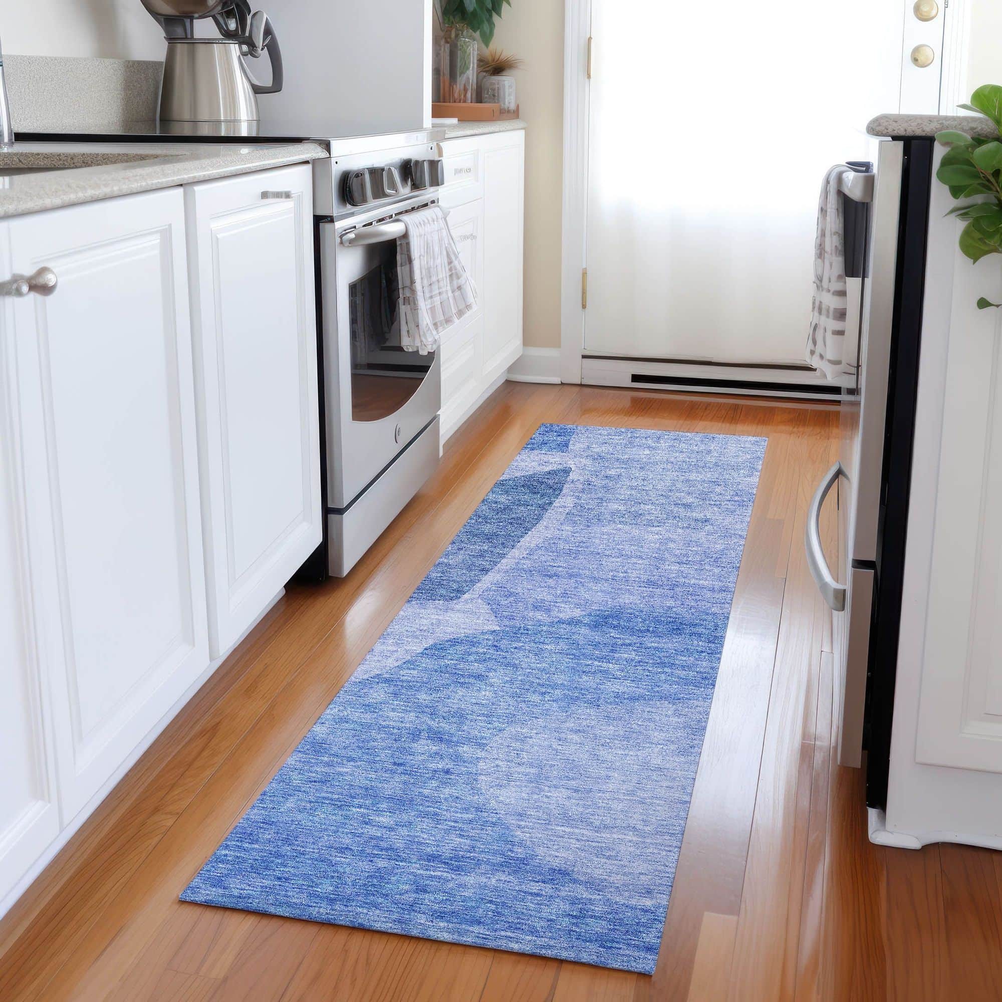 Machine Washable Navy Blue Rug - Indoor / Outdoor - Kids / Pet Friendly Abstract Print Rug