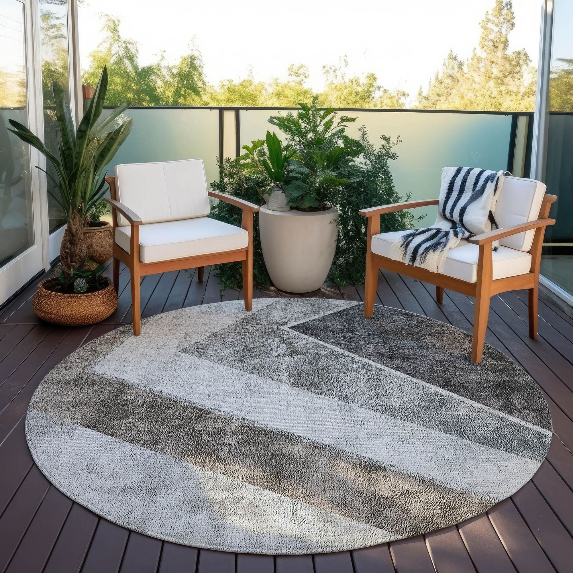 Machine Washable Gray Rug - Indoor / Outdoor - Kids / Pet Friendly Geometric Print Rug