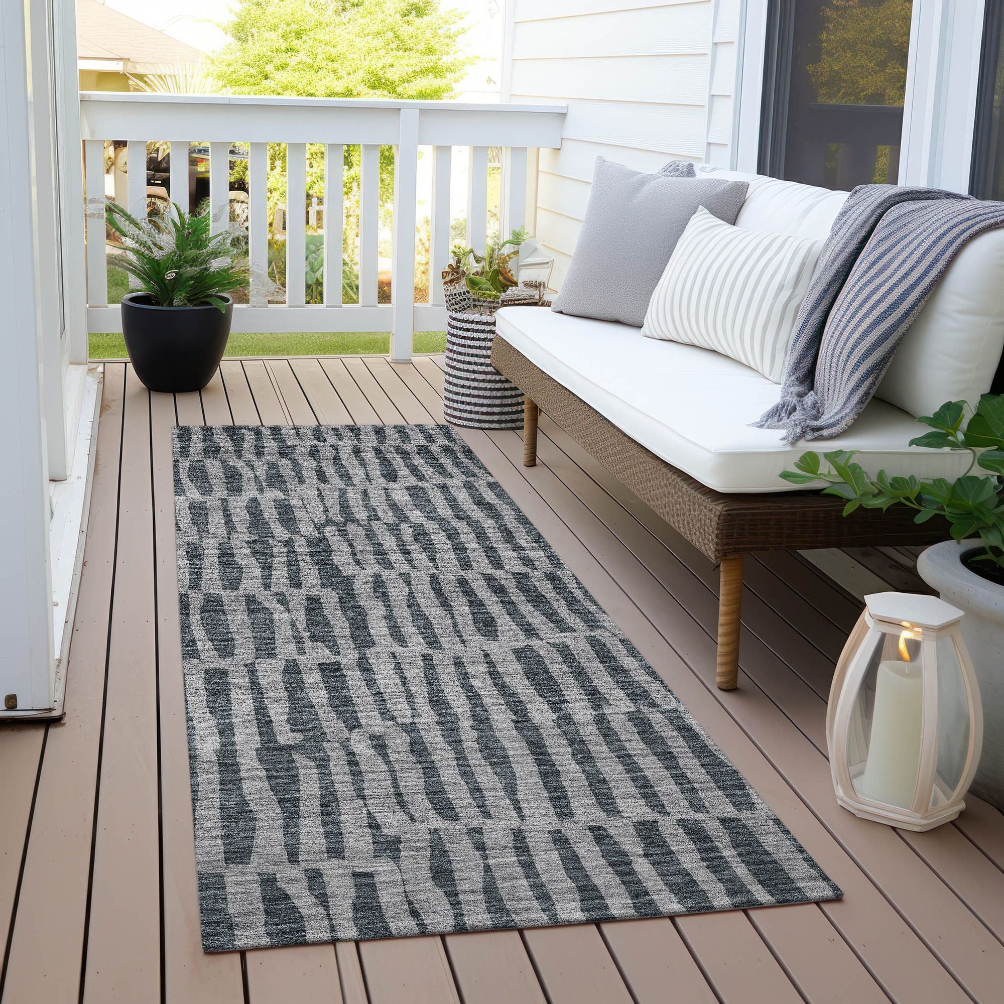 Machine Washable Charcoal Gray Rug - Indoor / Outdoor - Kids / Pet Friendly Striped Print Rug