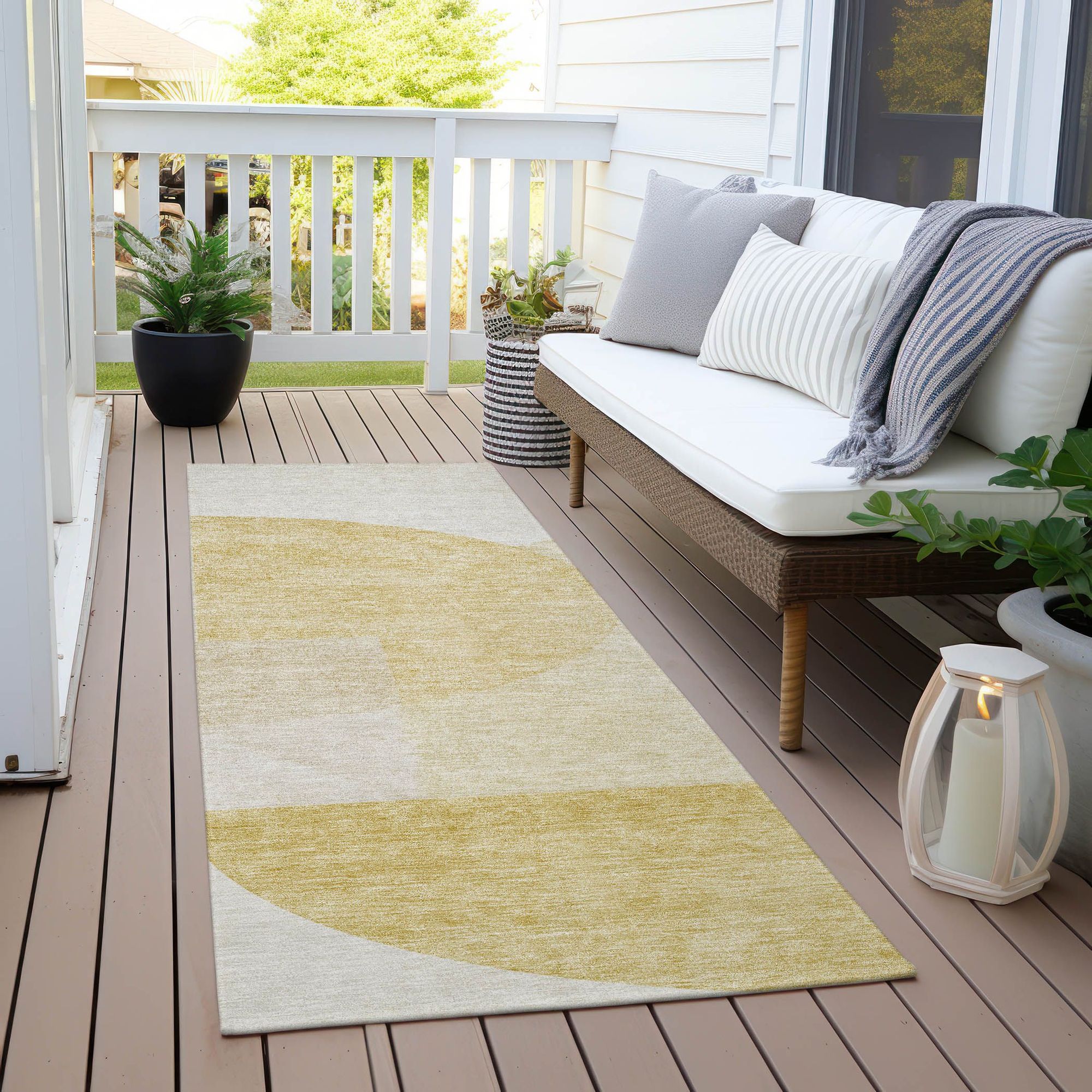 Machine Washable Gold Rug - Indoor / Outdoor - Kids / Pet Friendly Modern Print Rug