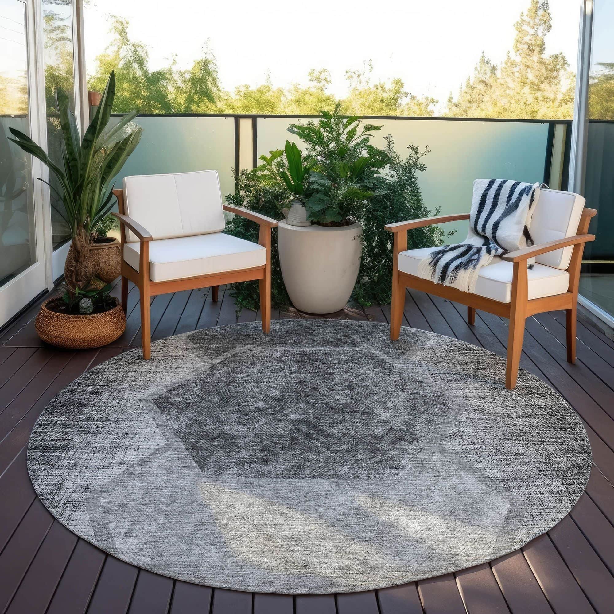 Machine Washable Gray Rug - Indoor / Outdoor - Kids / Pet Friendly Geometric Print Rug