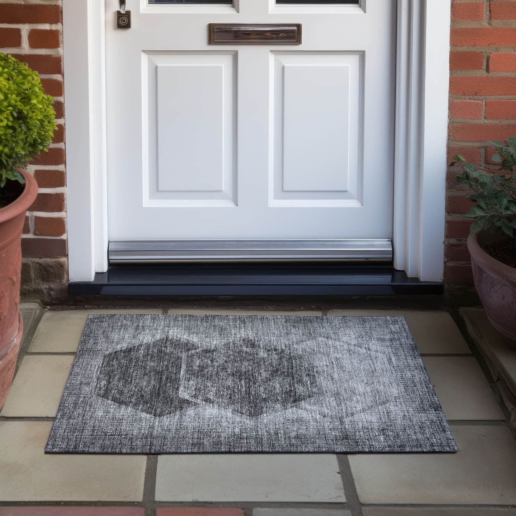 Machine Washable Gray Rug - Indoor / Outdoor - Kids / Pet Friendly Geometric Print Rug