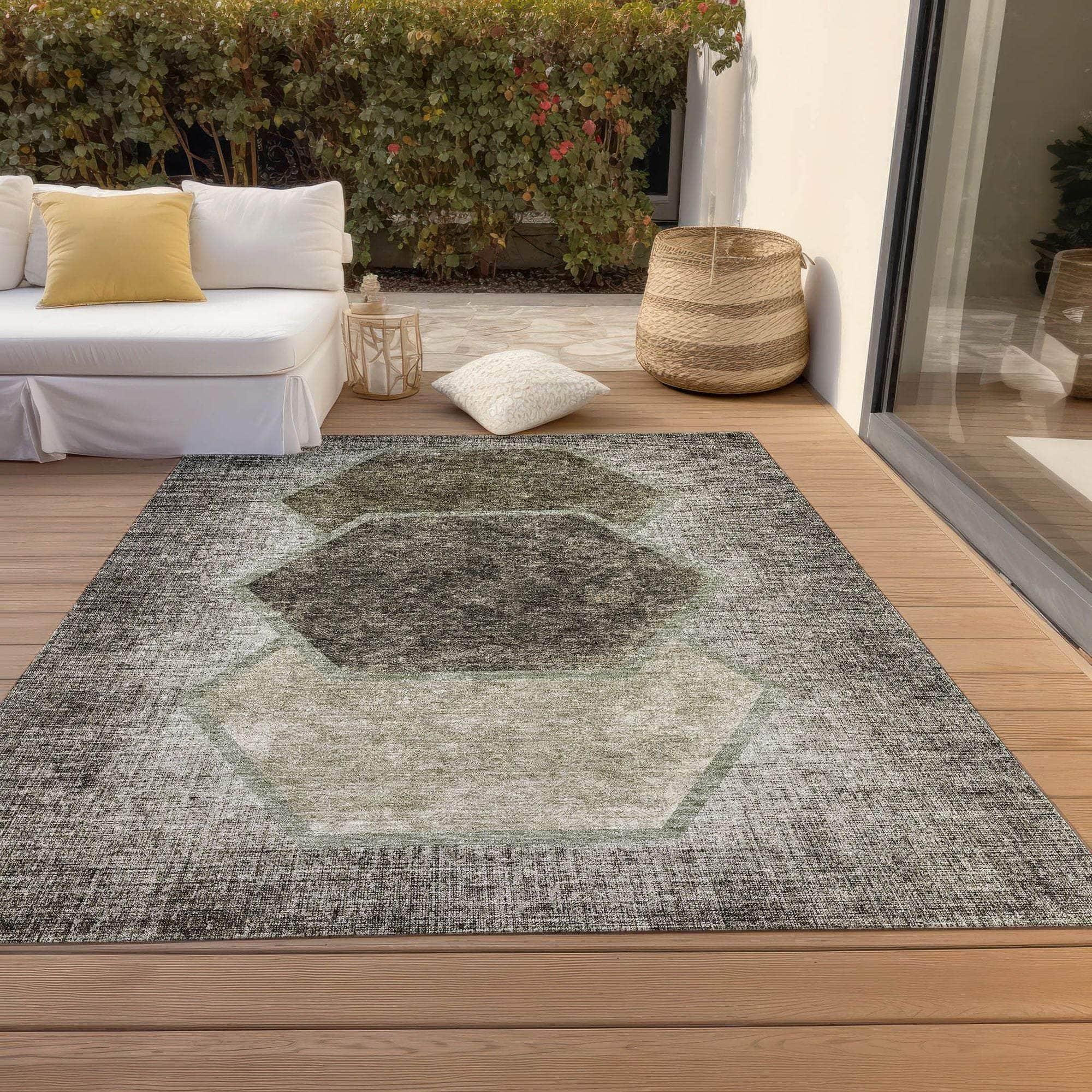 Machine Washable Taupe Brown Rug - Indoor / Outdoor - Kids / Pet Friendly Geometric Print Rug