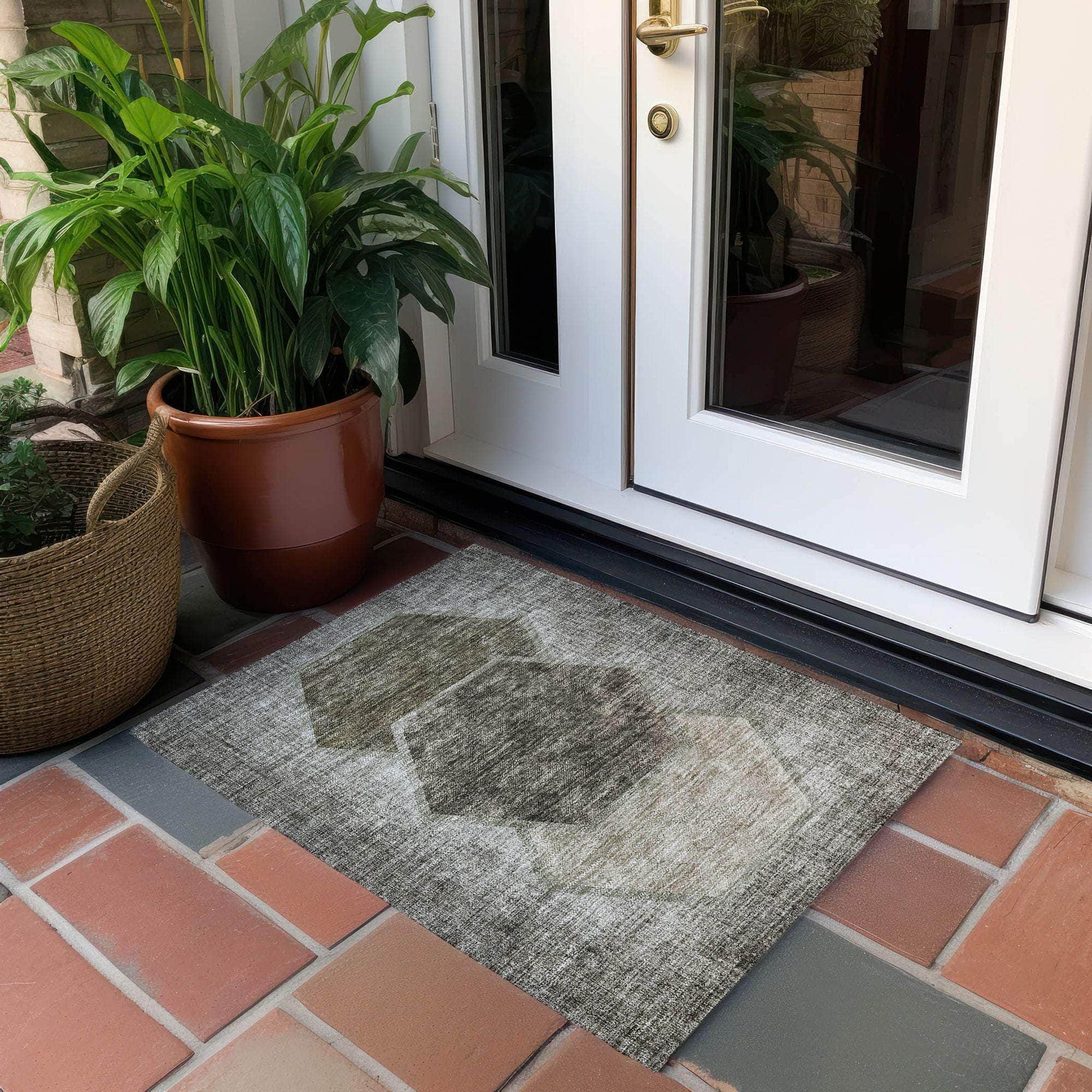 Machine Washable Taupe Brown Rug - Indoor / Outdoor - Kids / Pet Friendly Geometric Print Rug