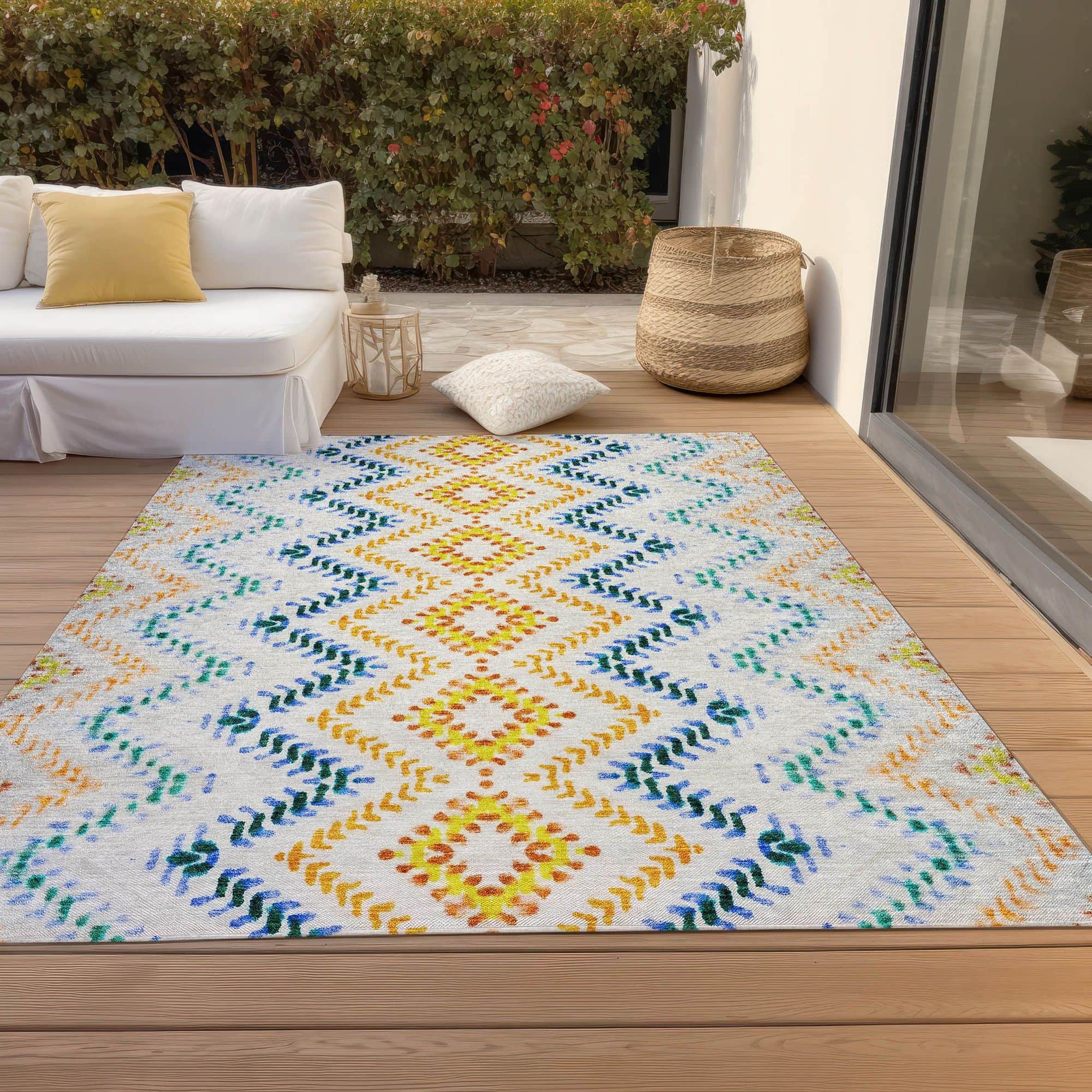 Machine Washable Ivory Rug - Indoor / Outdoor - Kids / Pet Friendly Geometric Print Rug