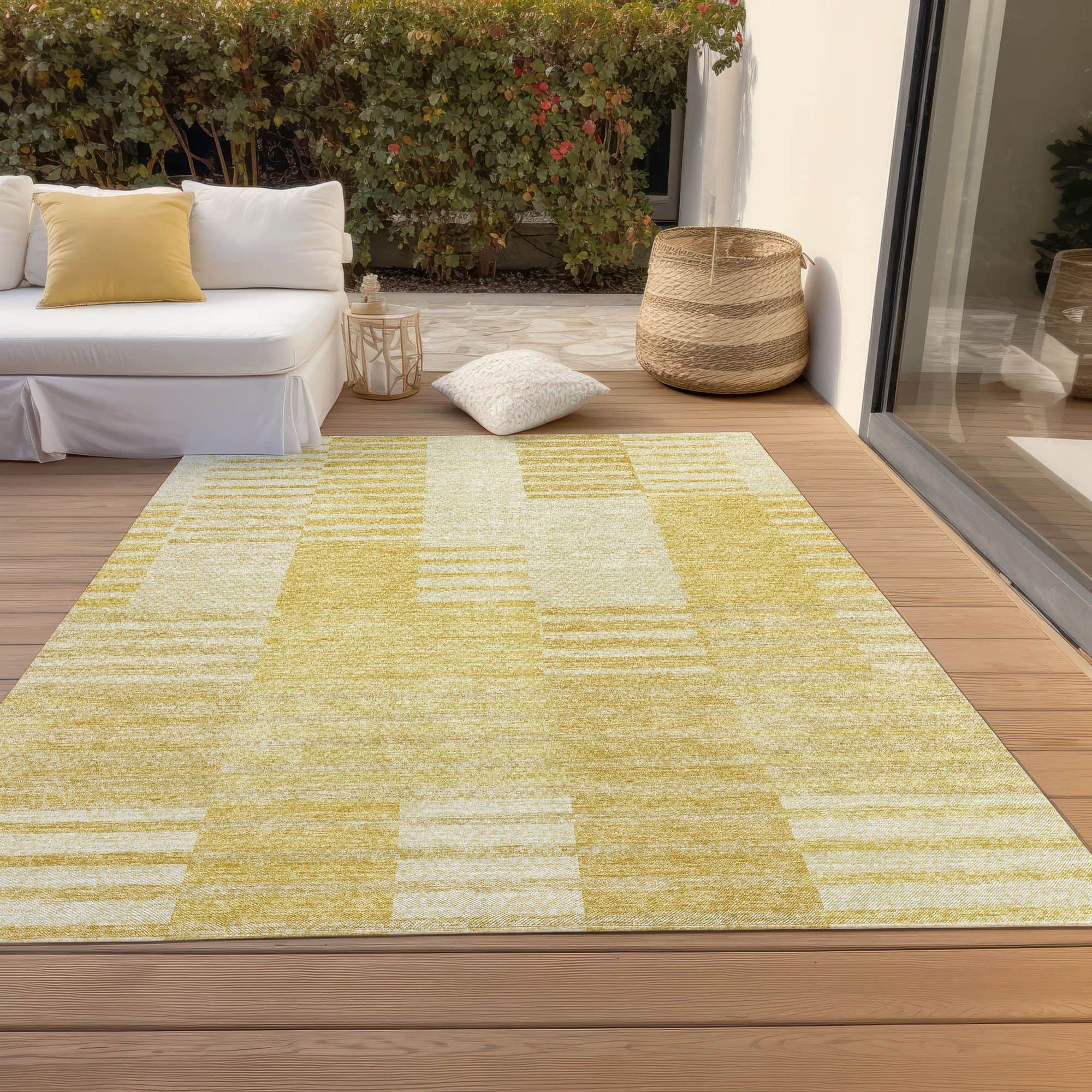Machine Washable Honey Gold Rug - Indoor / Outdoor - Kids / Pet Friendly Striped Print Rug