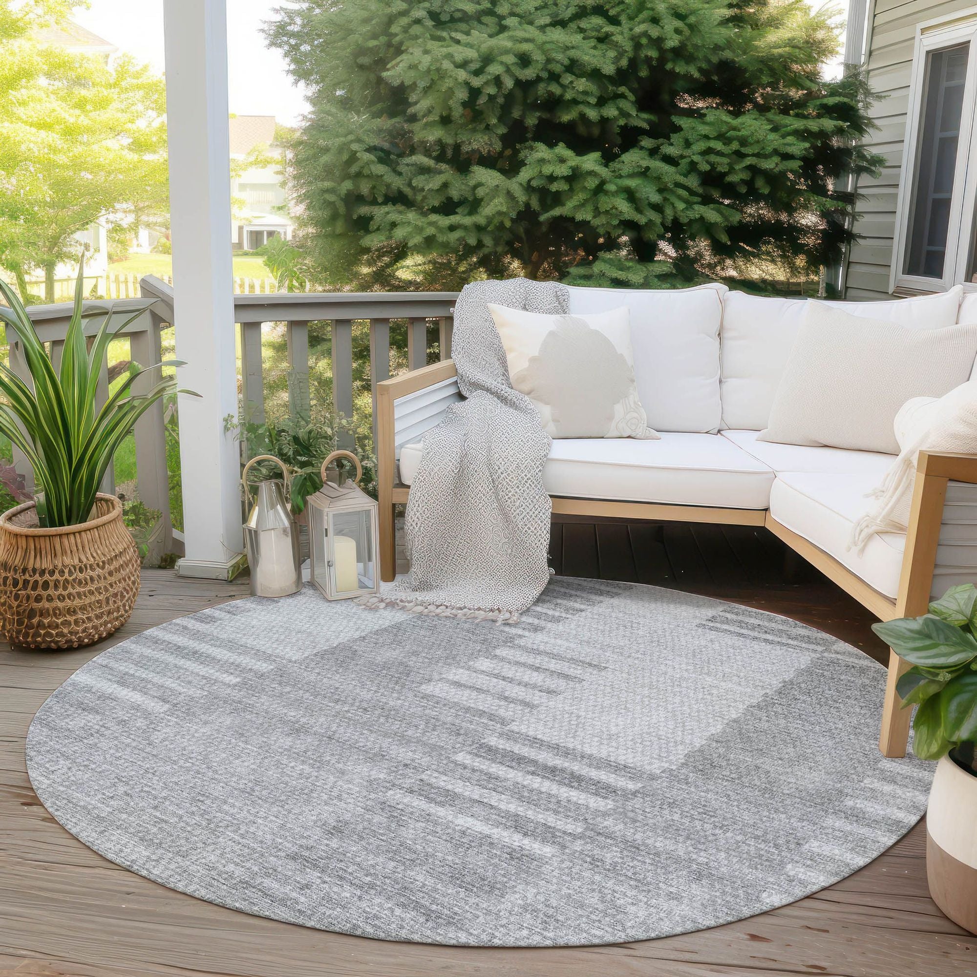 Machine Washable Silver Gray Rug - Indoor / Outdoor - Kids / Pet Friendly Striped Print Rug