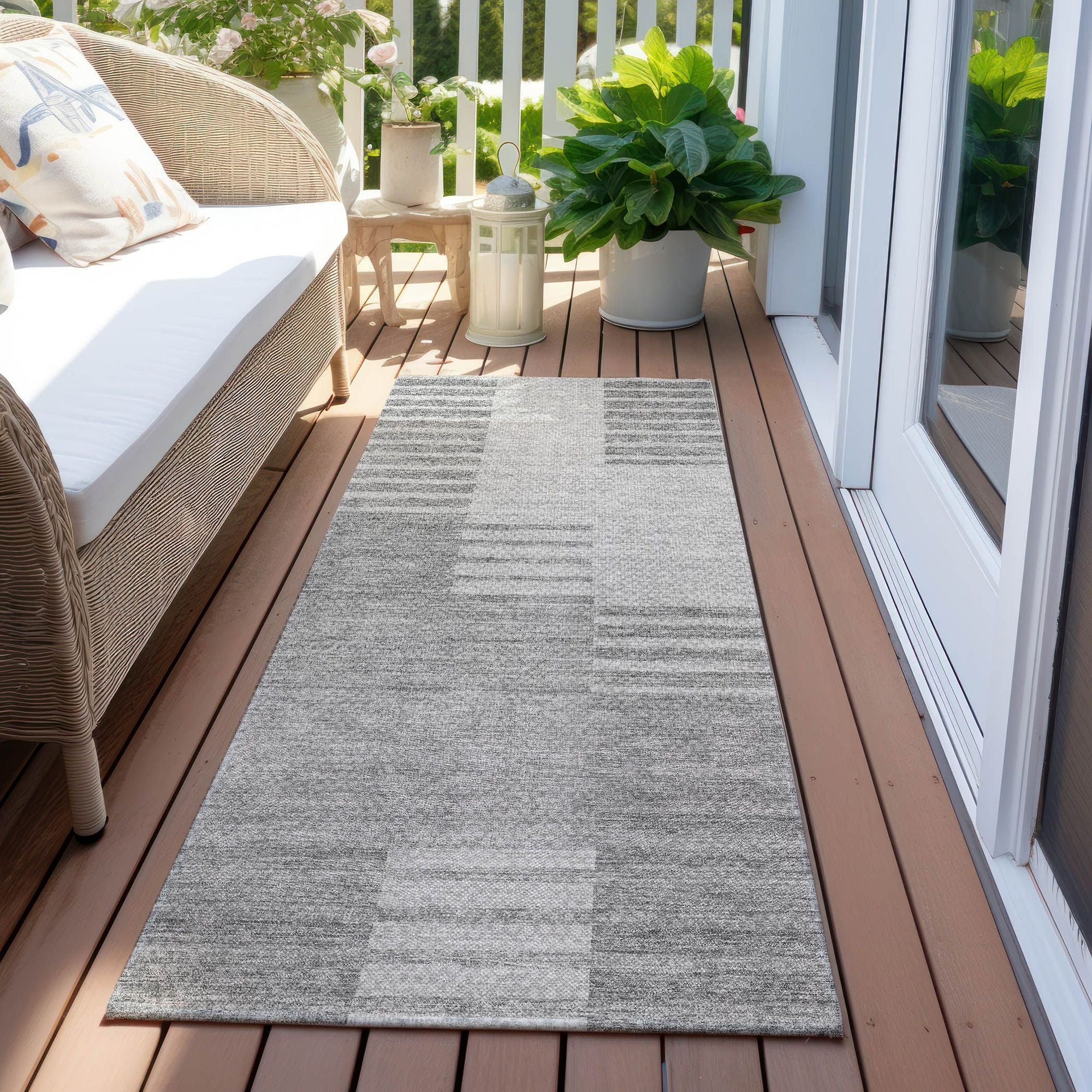 Machine Washable Silver Gray Rug - Indoor / Outdoor - Kids / Pet Friendly Striped Print Rug