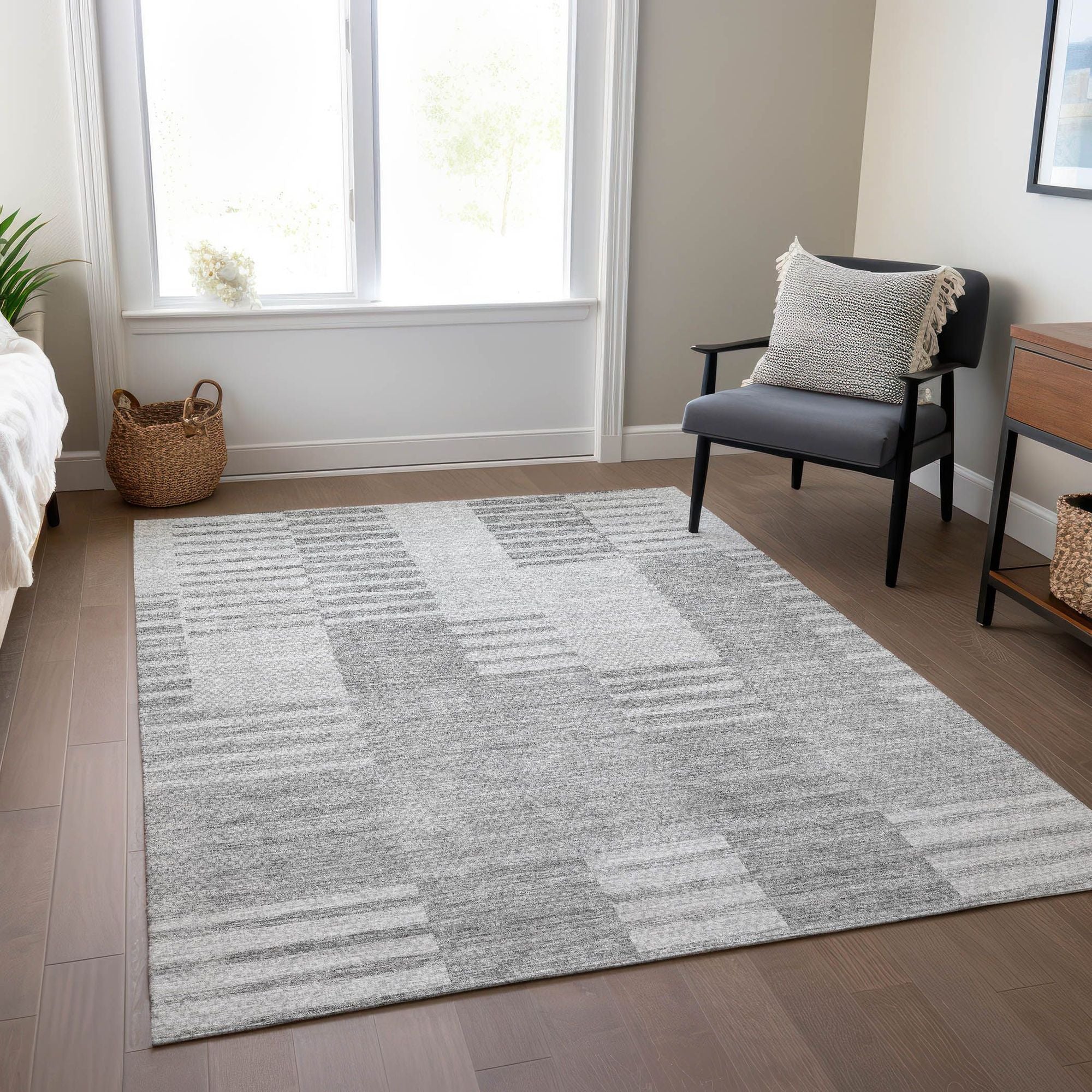 Machine Washable Silver Gray Rug - Indoor / Outdoor - Kids / Pet Friendly Striped Print Rug