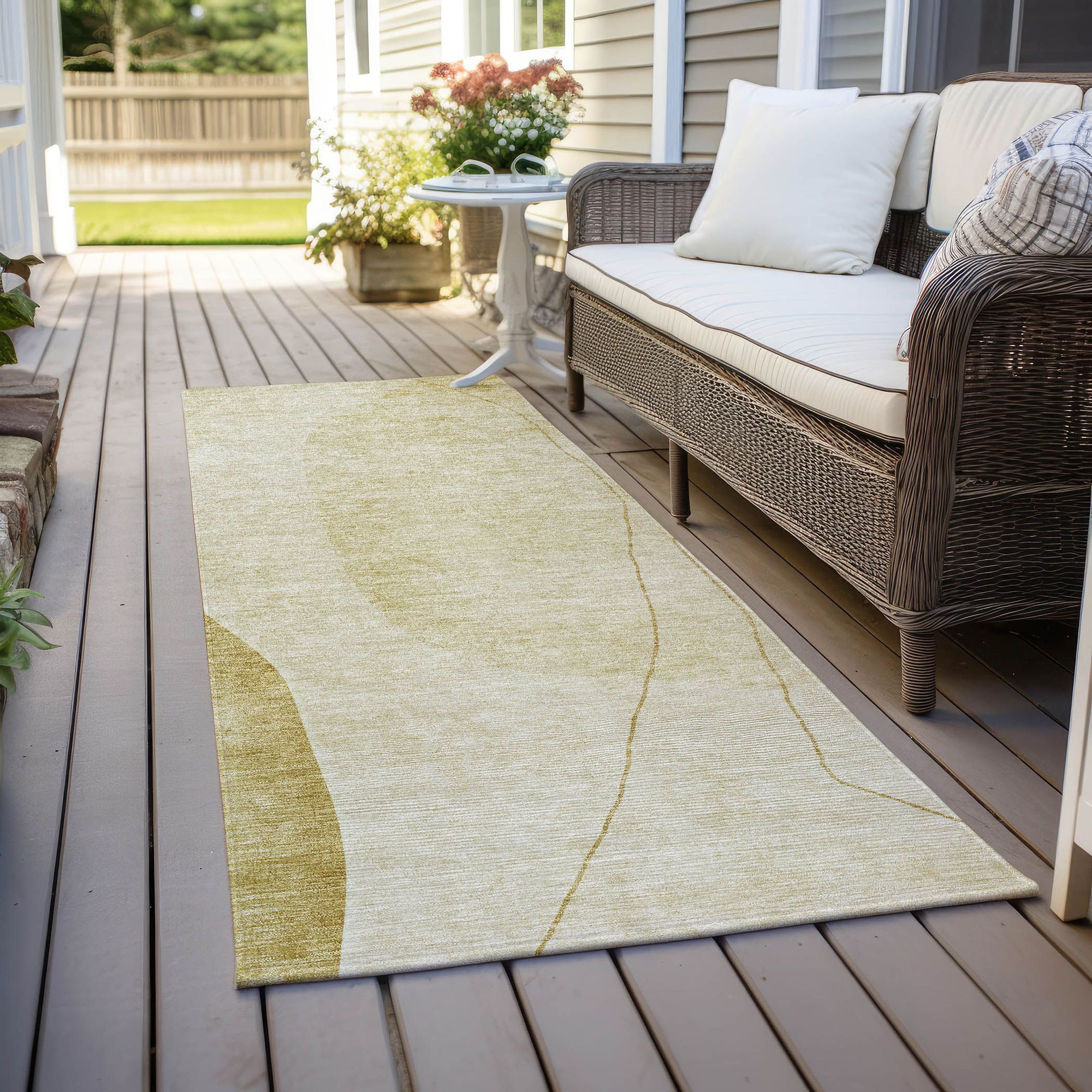 Machine Washable Gold Rug - Indoor / Outdoor - Kids / Pet Friendly Modern Print Rug