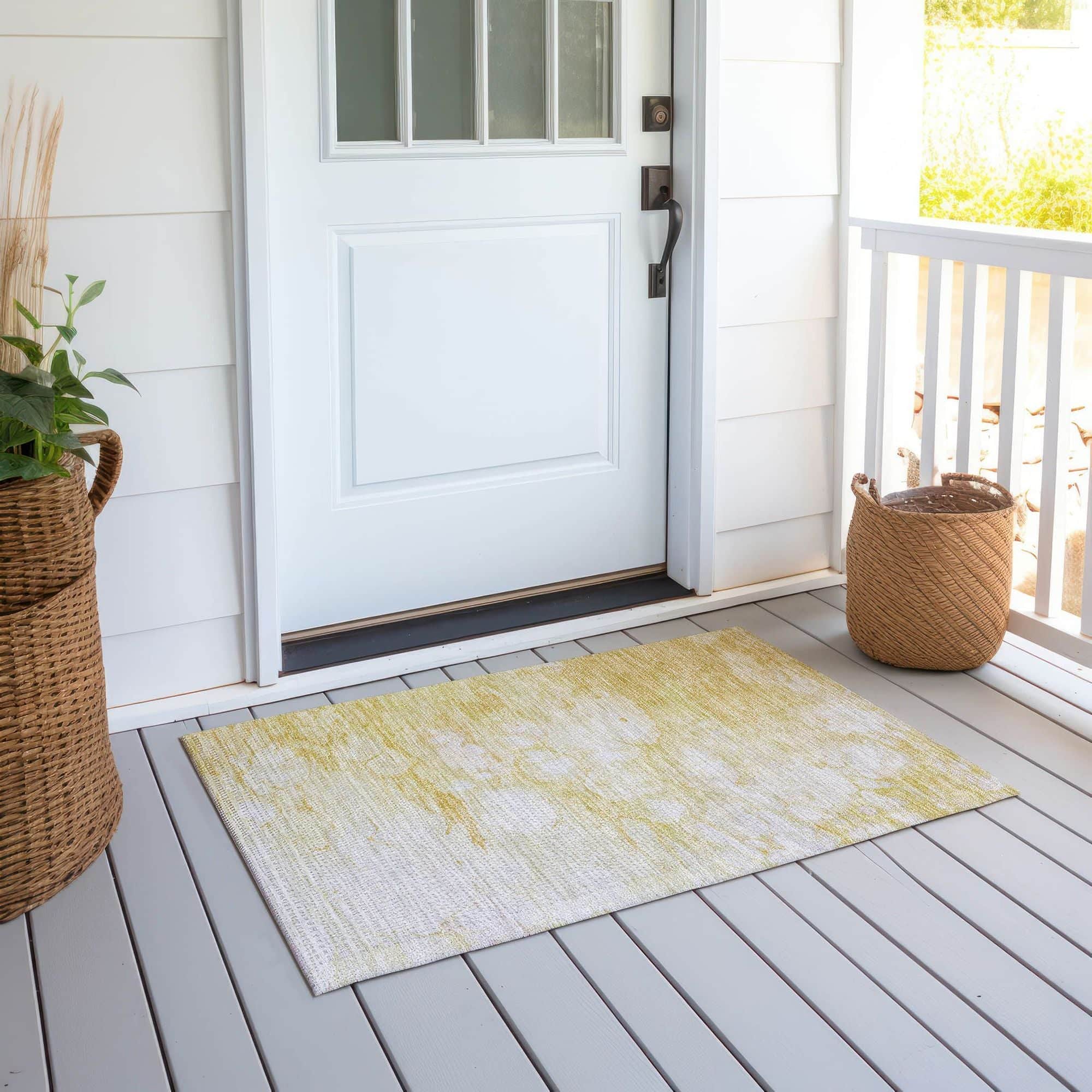 Machine Washable Gold Rug - Indoor / Outdoor - Kids / Pet Friendly Abstract Print Rug