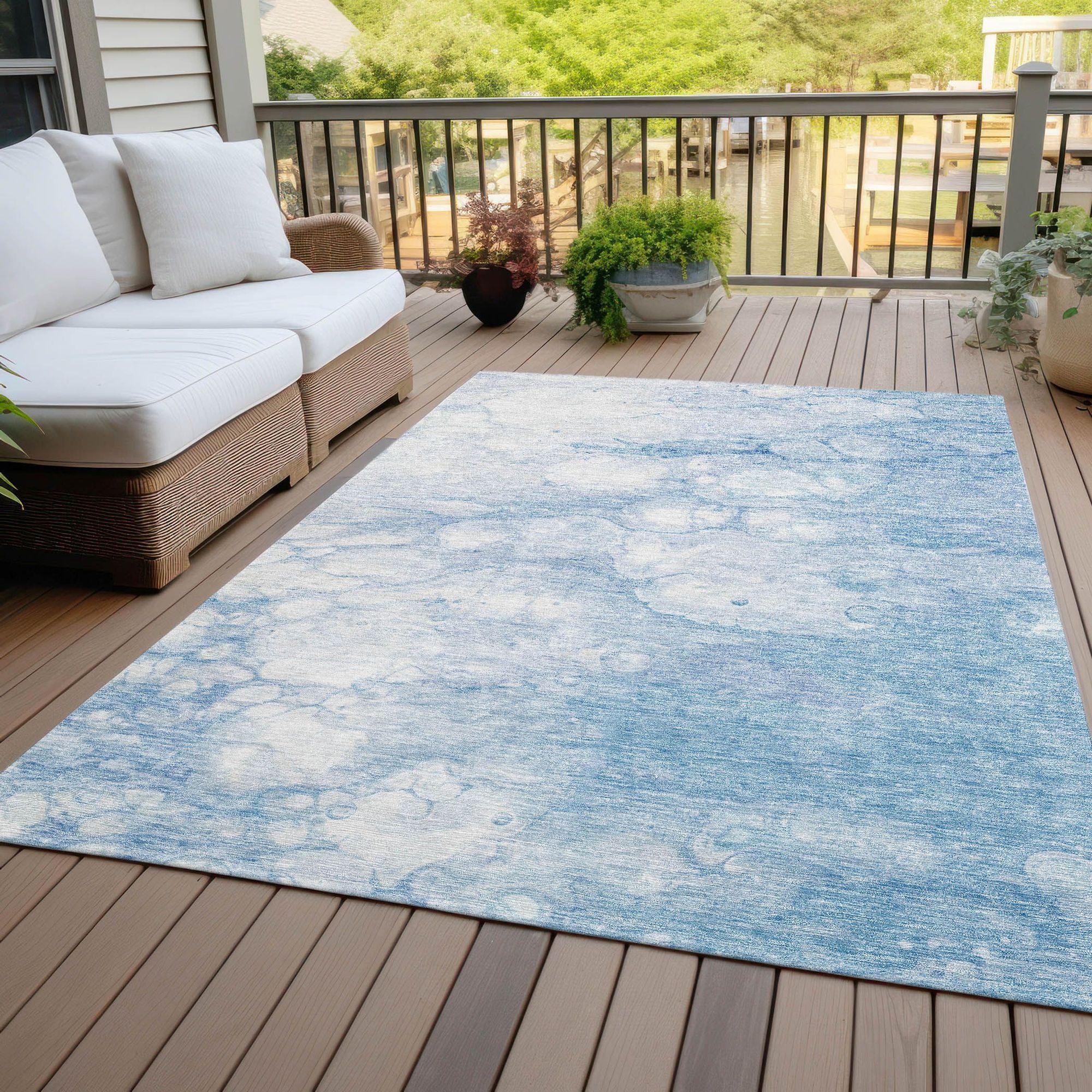 Machine Washable Sky Blue Rug - Indoor / Outdoor - Kids / Pet Friendly Abstract Print Rug