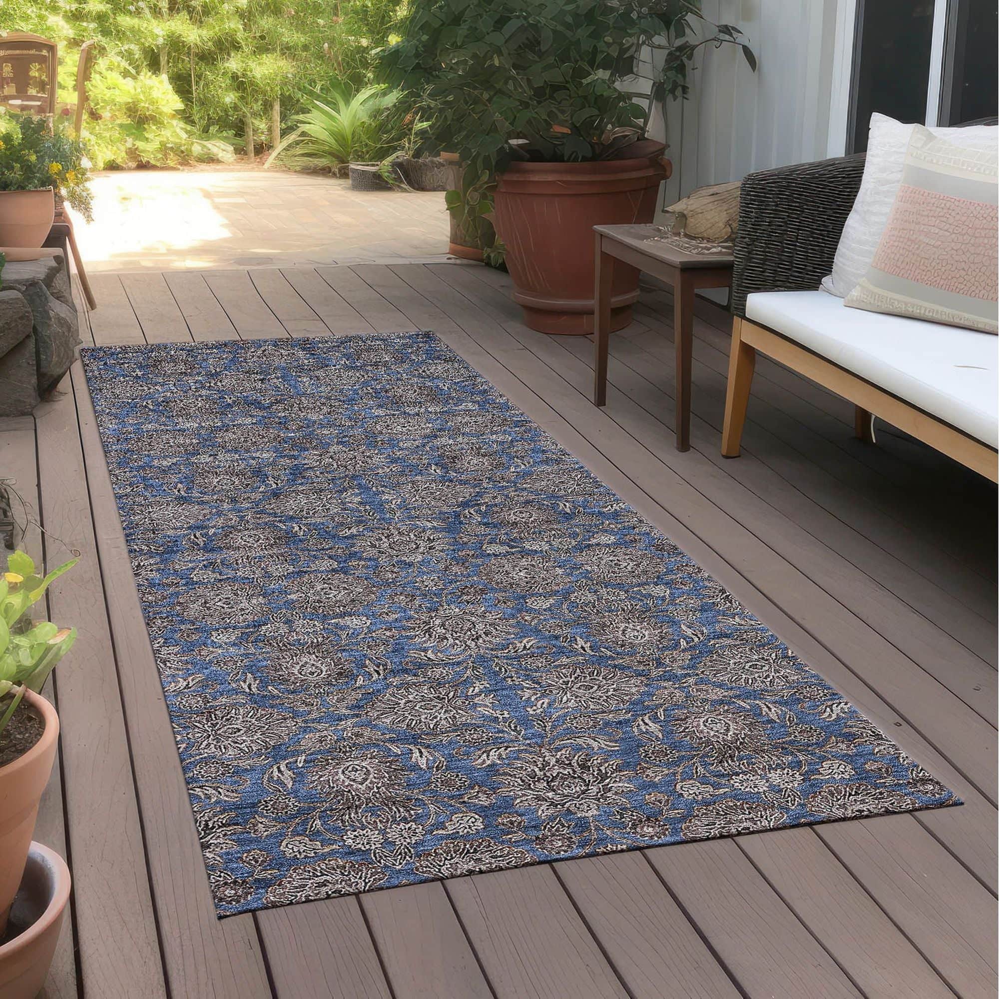 Wryneck Machine Washable Rug