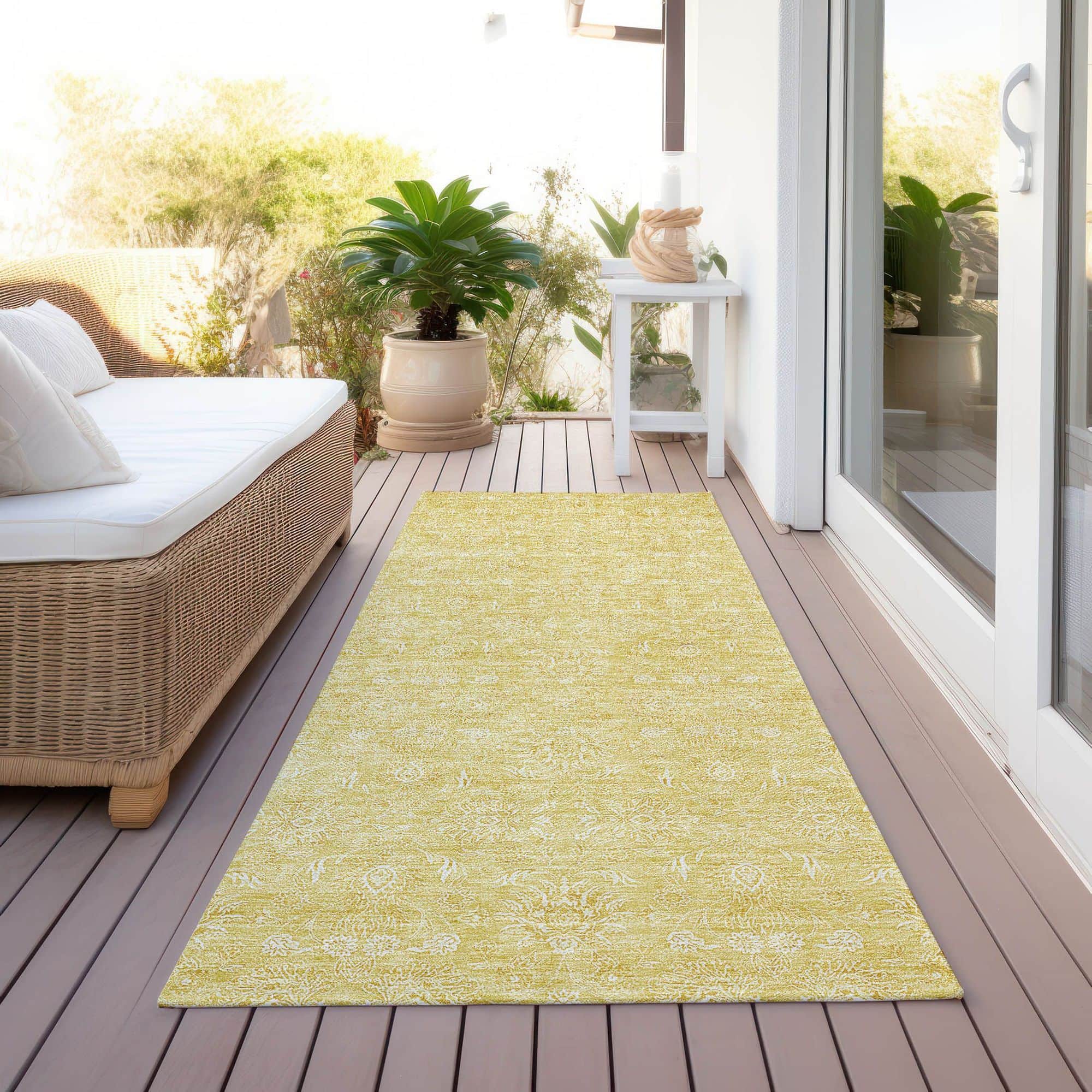 Machine Washable Honey Gold Rug - Indoor / Outdoor - Kids / Pet Friendly Floral Print Rug