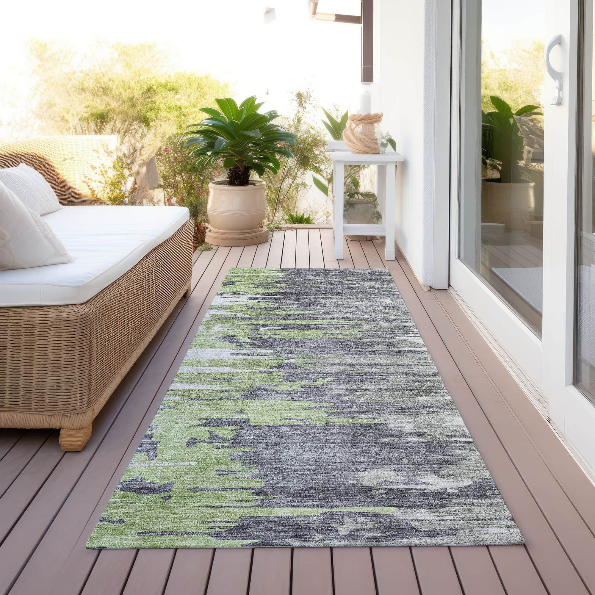 Machine Washable Green Rug - Indoor / Outdoor - Kids / Pet Friendly Modern Print Rug