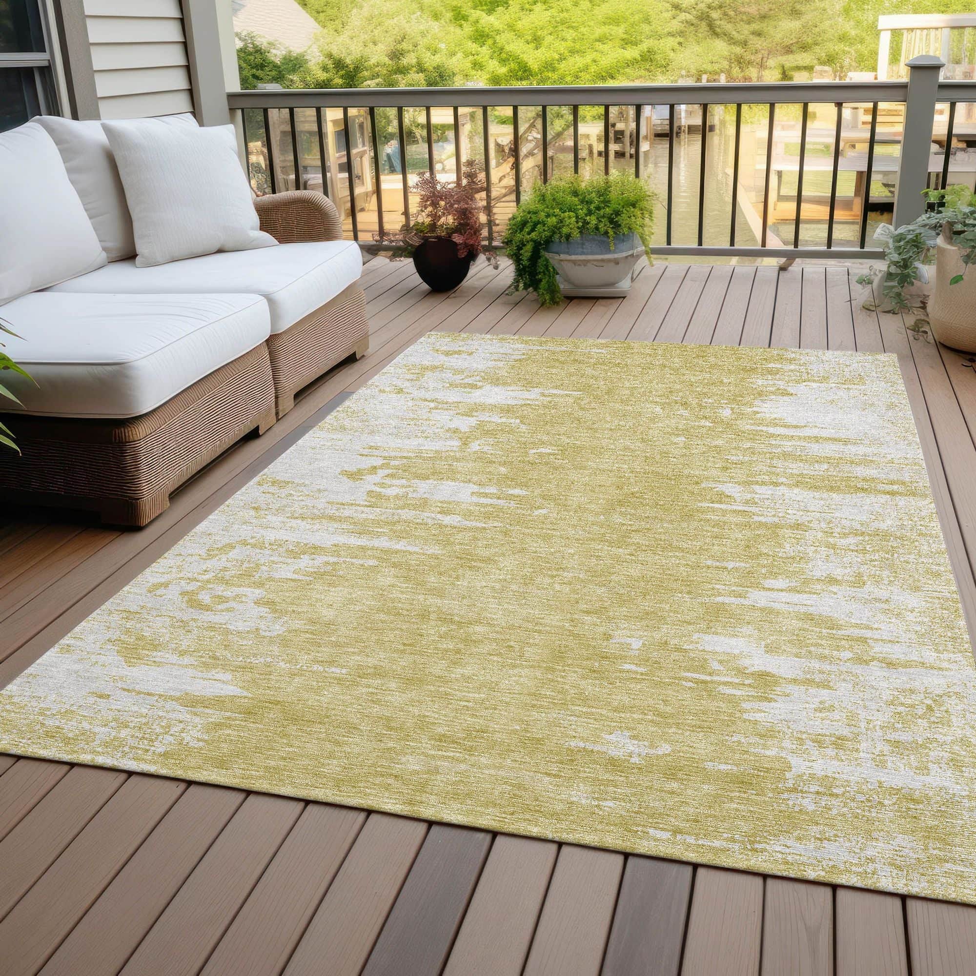Machine Washable Gold Rug - Indoor / Outdoor - Kids / Pet Friendly Modern Print Rug