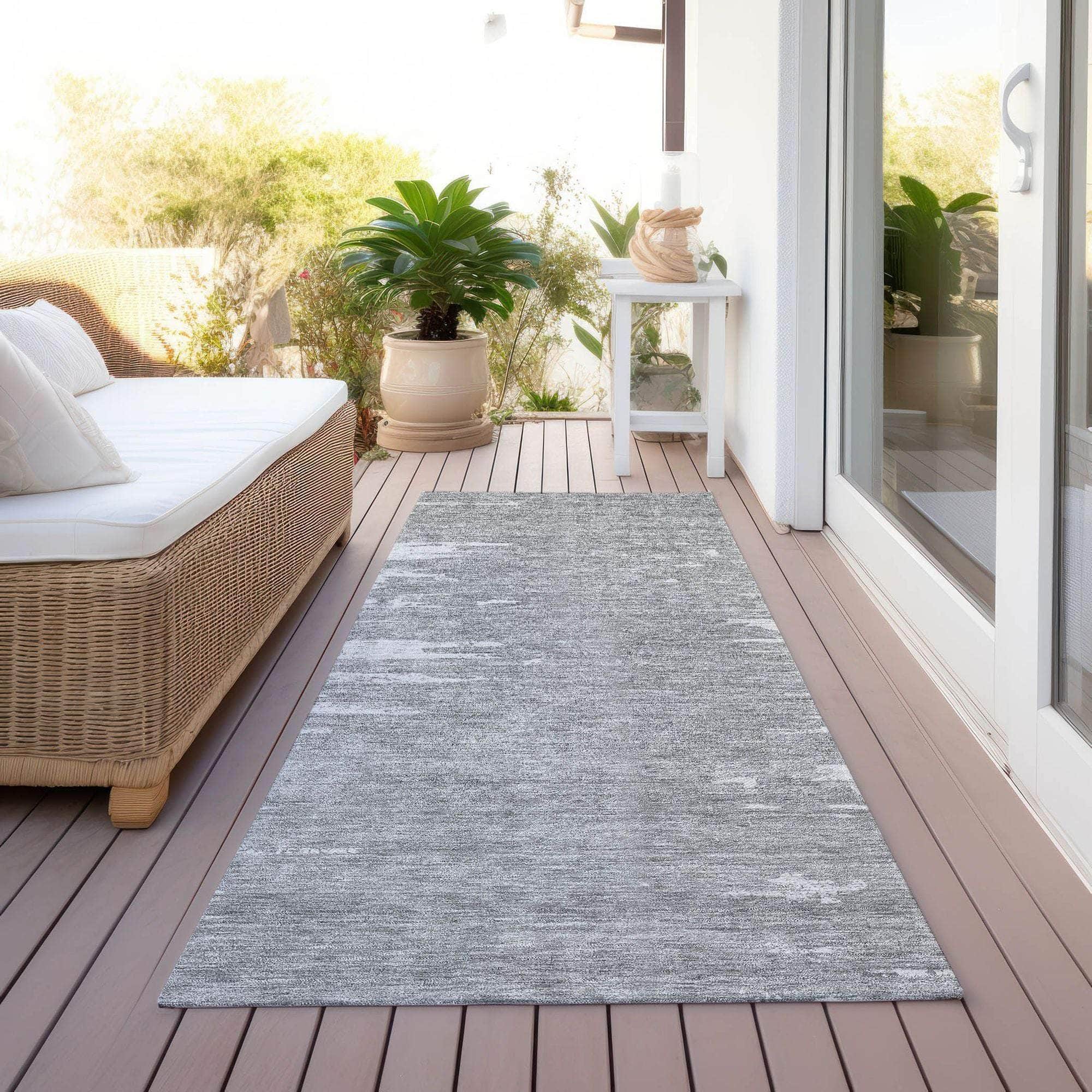 Machine Washable Silver Gray Rug - Indoor / Outdoor - Kids / Pet Friendly Modern Print Rug