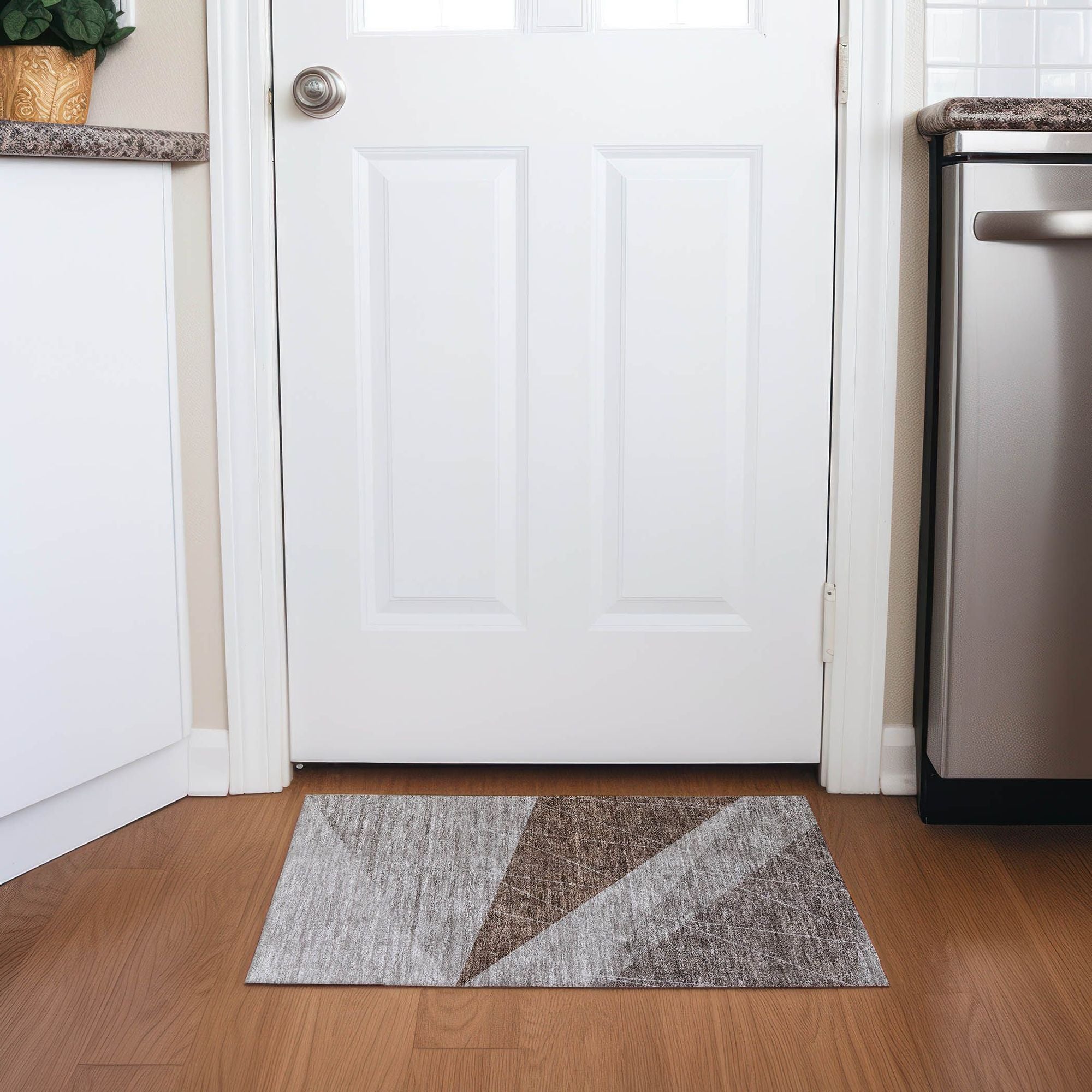Machine Washable Gray Rug - Indoor / Outdoor - Kids / Pet Friendly Modern Print Rug