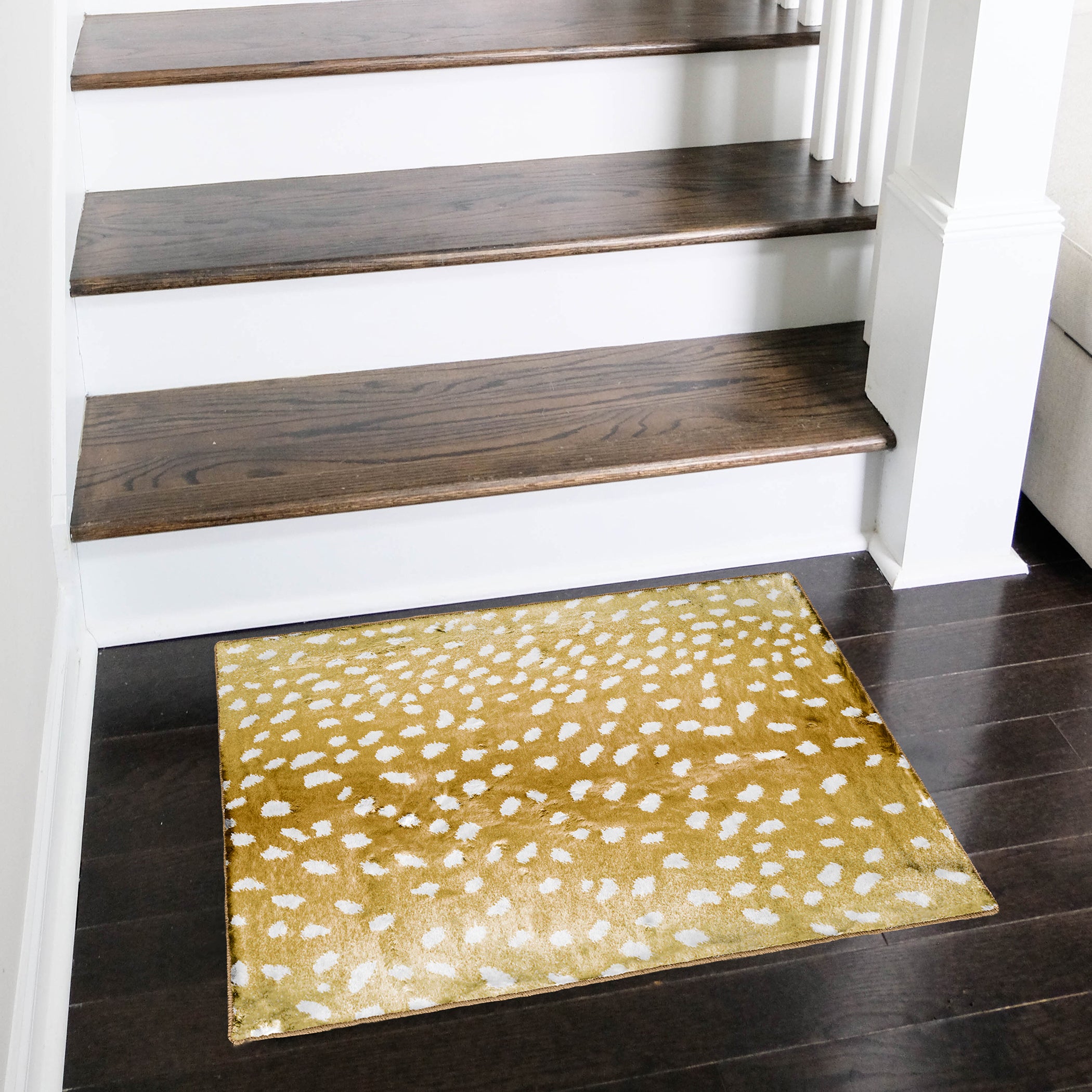 Luxury Machine Washable Casual AK3 Gold Rug 1'8" x 2'6" #shape_Rectangle