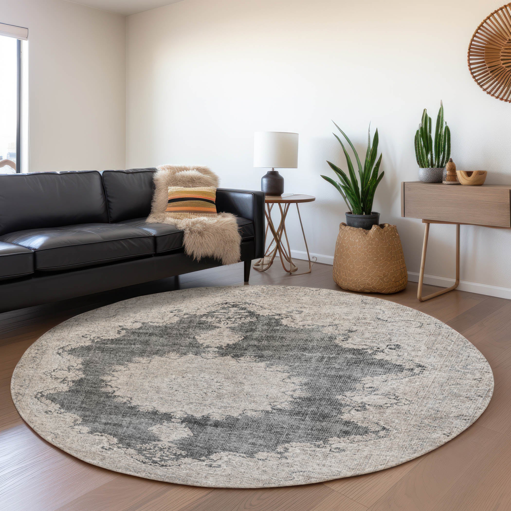 Queenstown Machine Washable Traditional Black Rug 8' x 8' #shape_Round