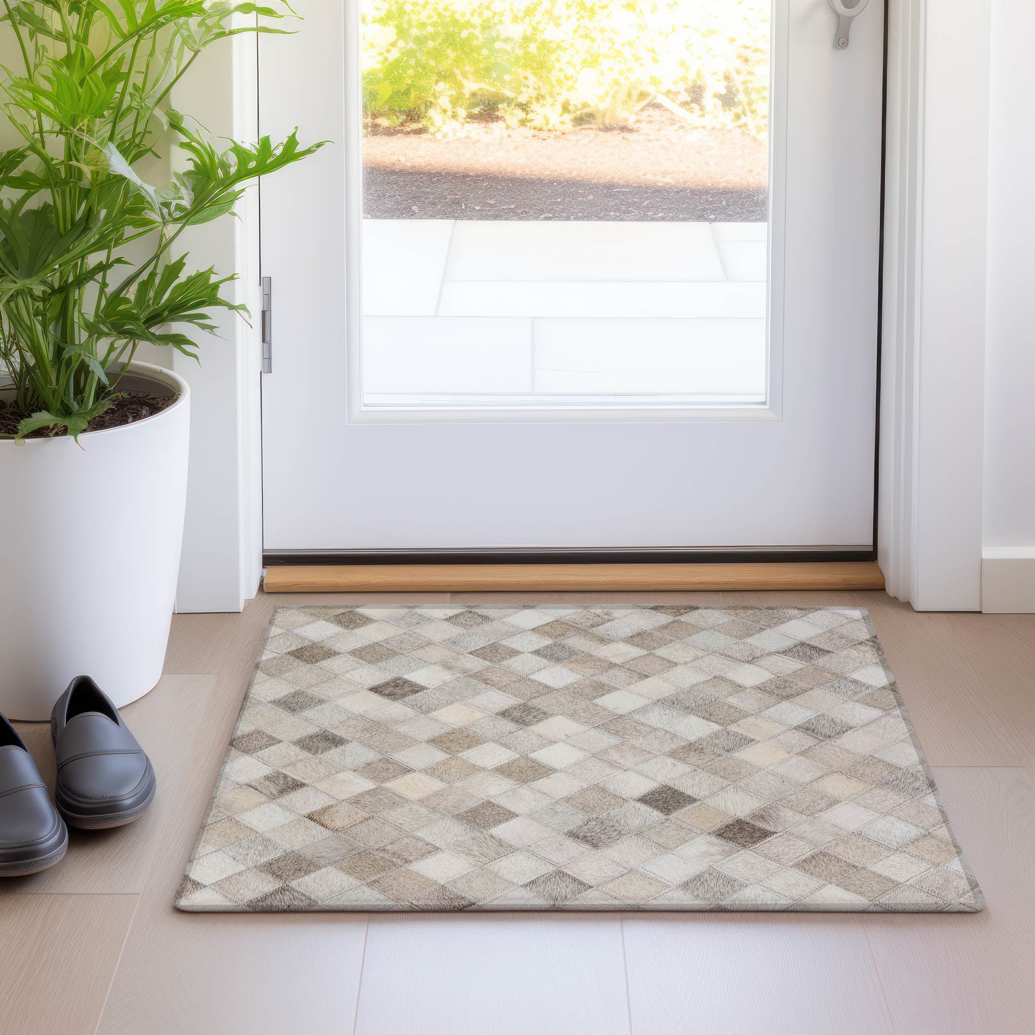 Florence Machine Washable Cowhide Gray Rug 1'8" x 2'6" #shape_Rectangle
