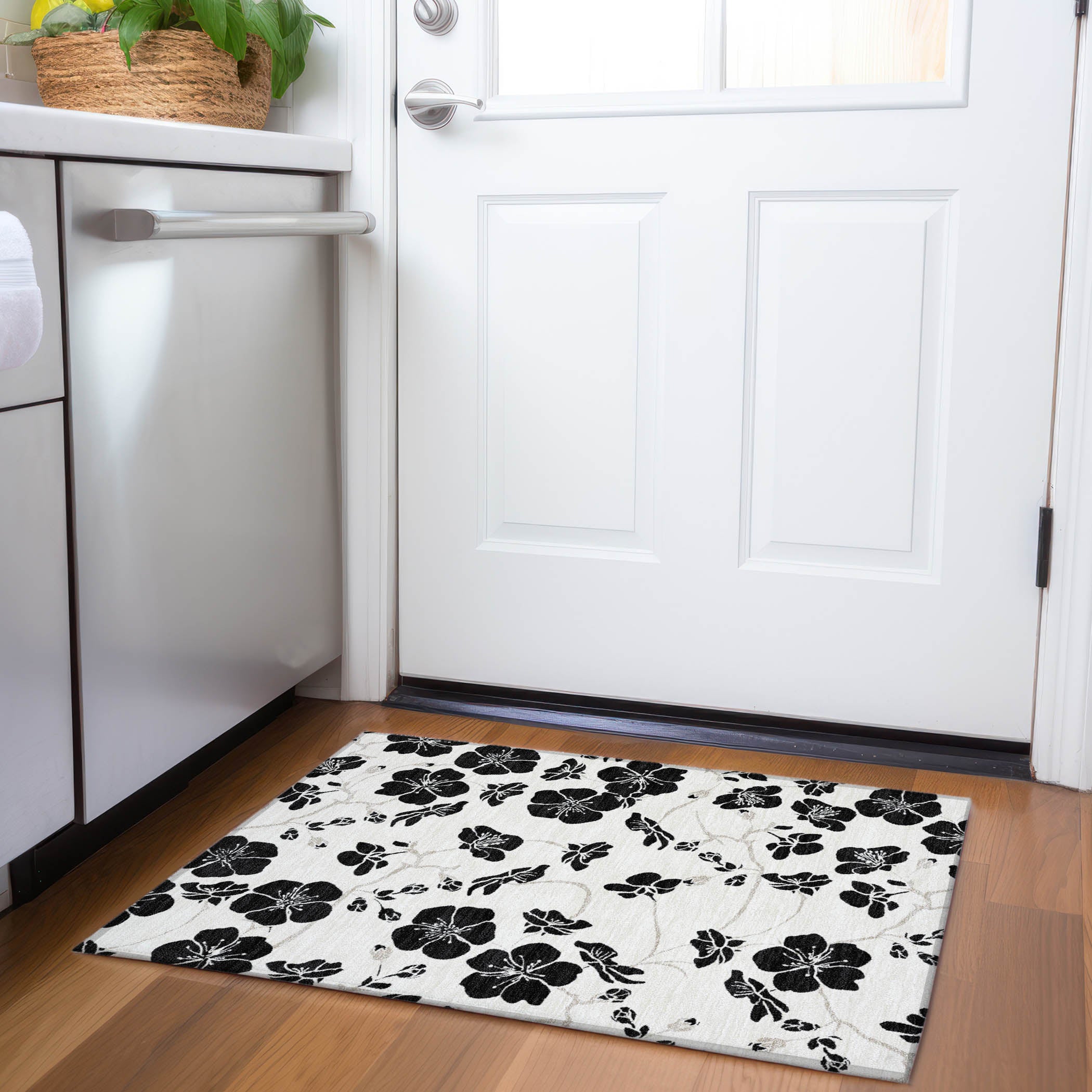 Chiang Mai Machine Washable Transitional Ivory Rug 1'8" x 2'6" #shape_Rectangle