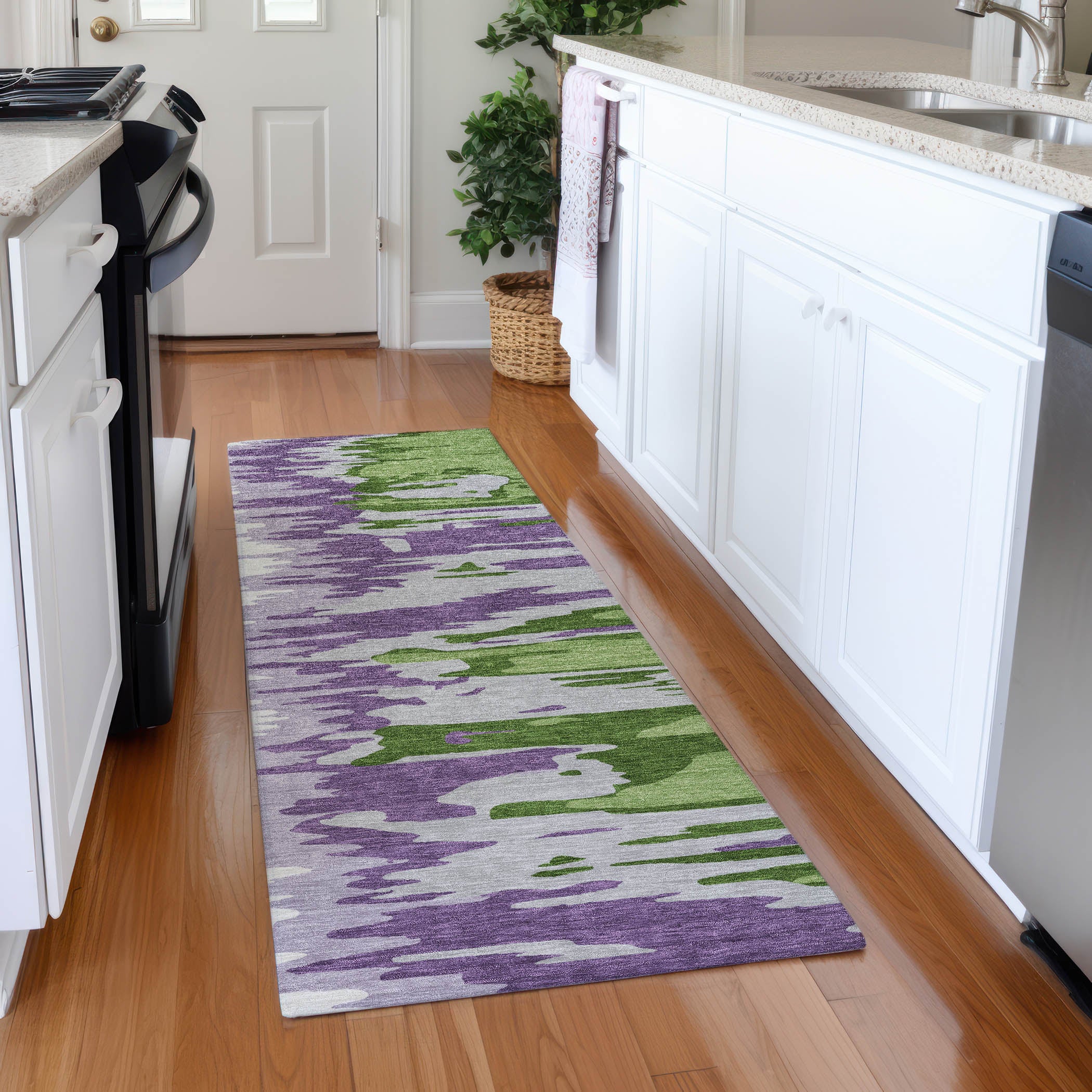 Dubrovnik Machine Washable Transitional Green Rug 2'3" x 7'6" #shape_Runner