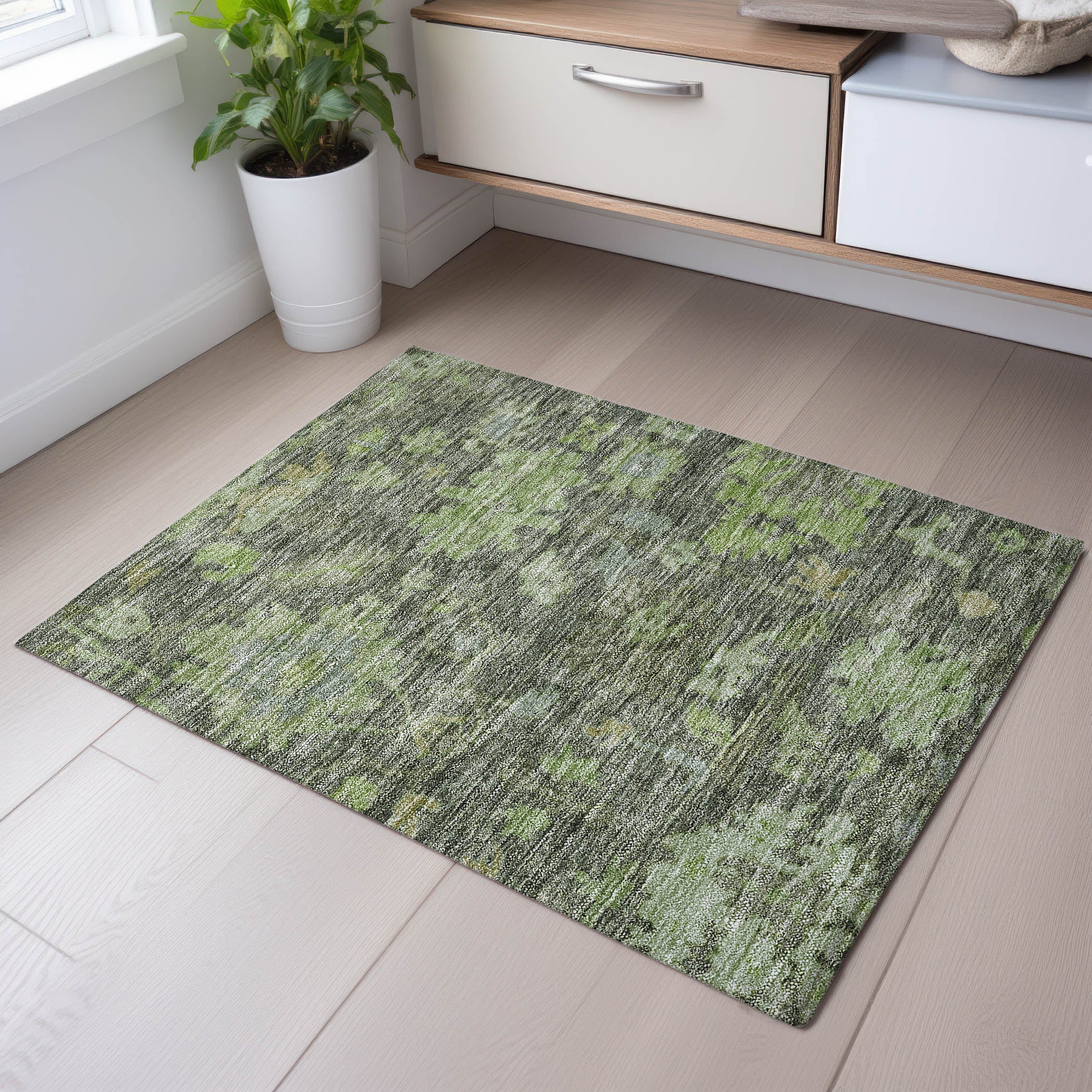Dubrovnik Machine Washable Traditional Fern Green Rug 1'8" x 2'6" #shape_Rectangle