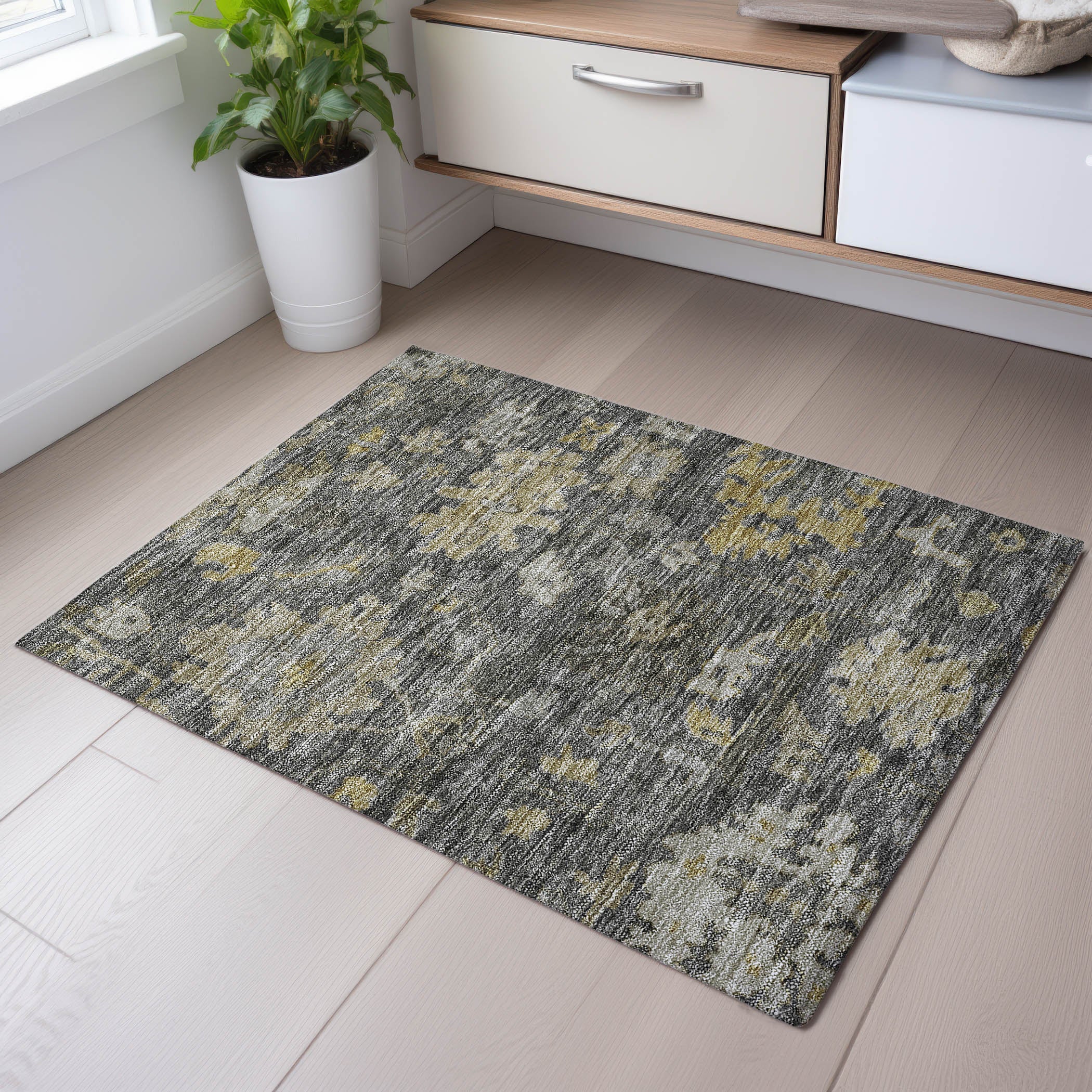 Dubrovnik Machine Washable Traditional Gray Rug 1'8" x 2'6" #shape_Rectangle