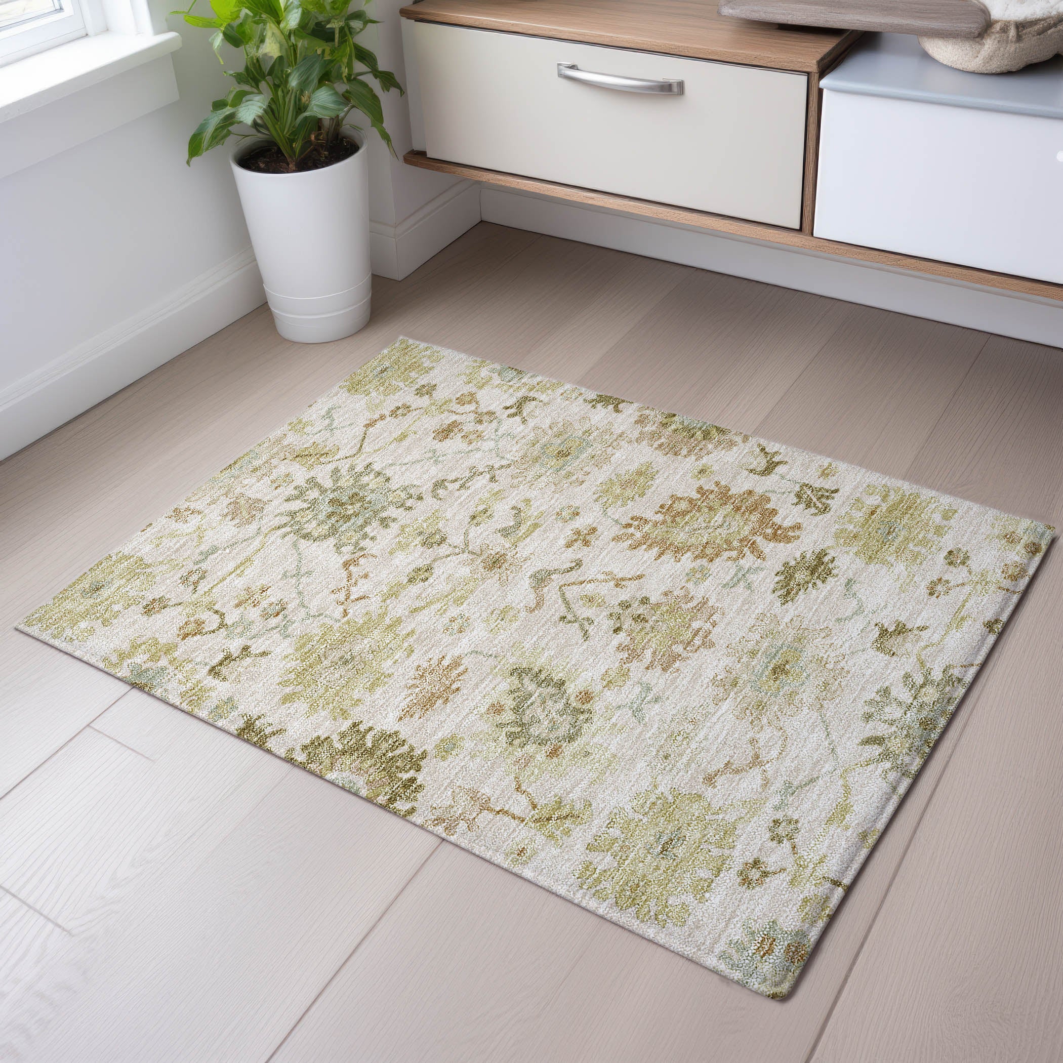Baku Machine Washable Traditional Ivory Rug 1'8" x 2'6" #shape_Rectangle