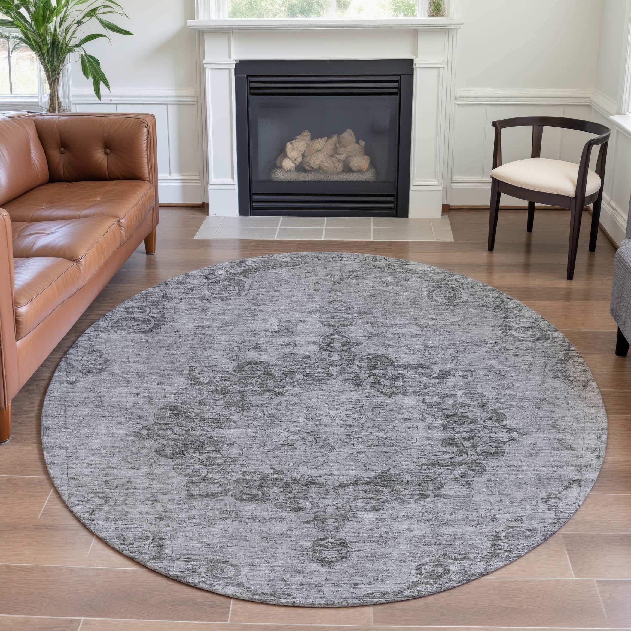 Baku Machine Washable Traditional Silver Gray Rug 8' x 8' #shape_Round
