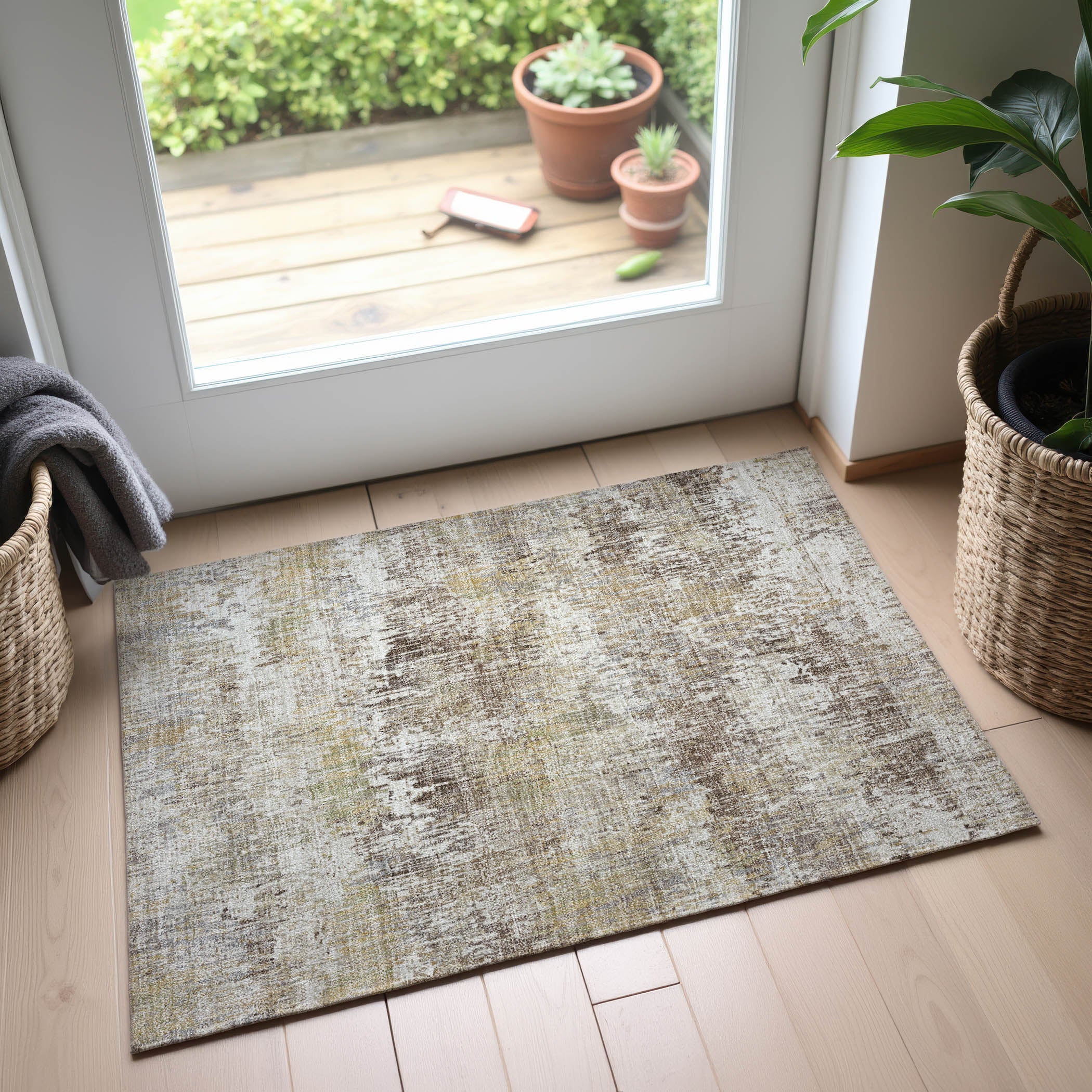 Salzburg Machine Washable Transitional Ivory Rug 1'8" x 2'6" #shape_Rectangle