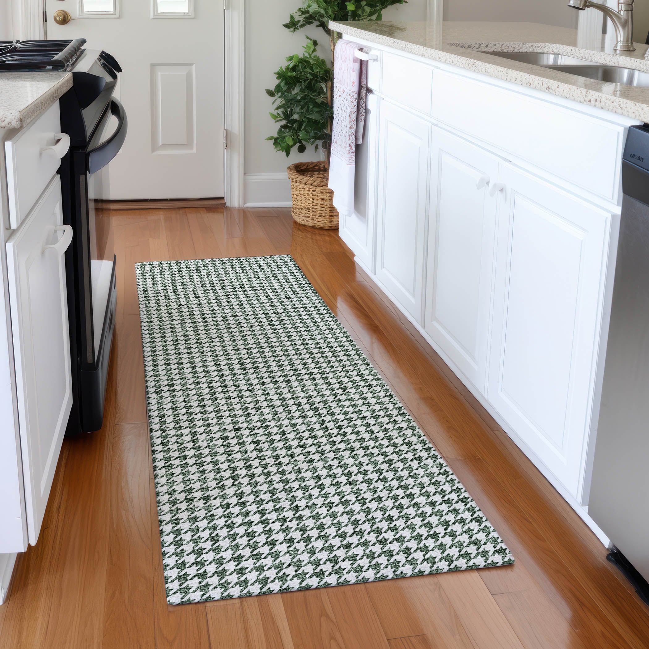 Mdina Machine Washable Transitional Green Rug 2'3" x 7'6" #shape_Runner